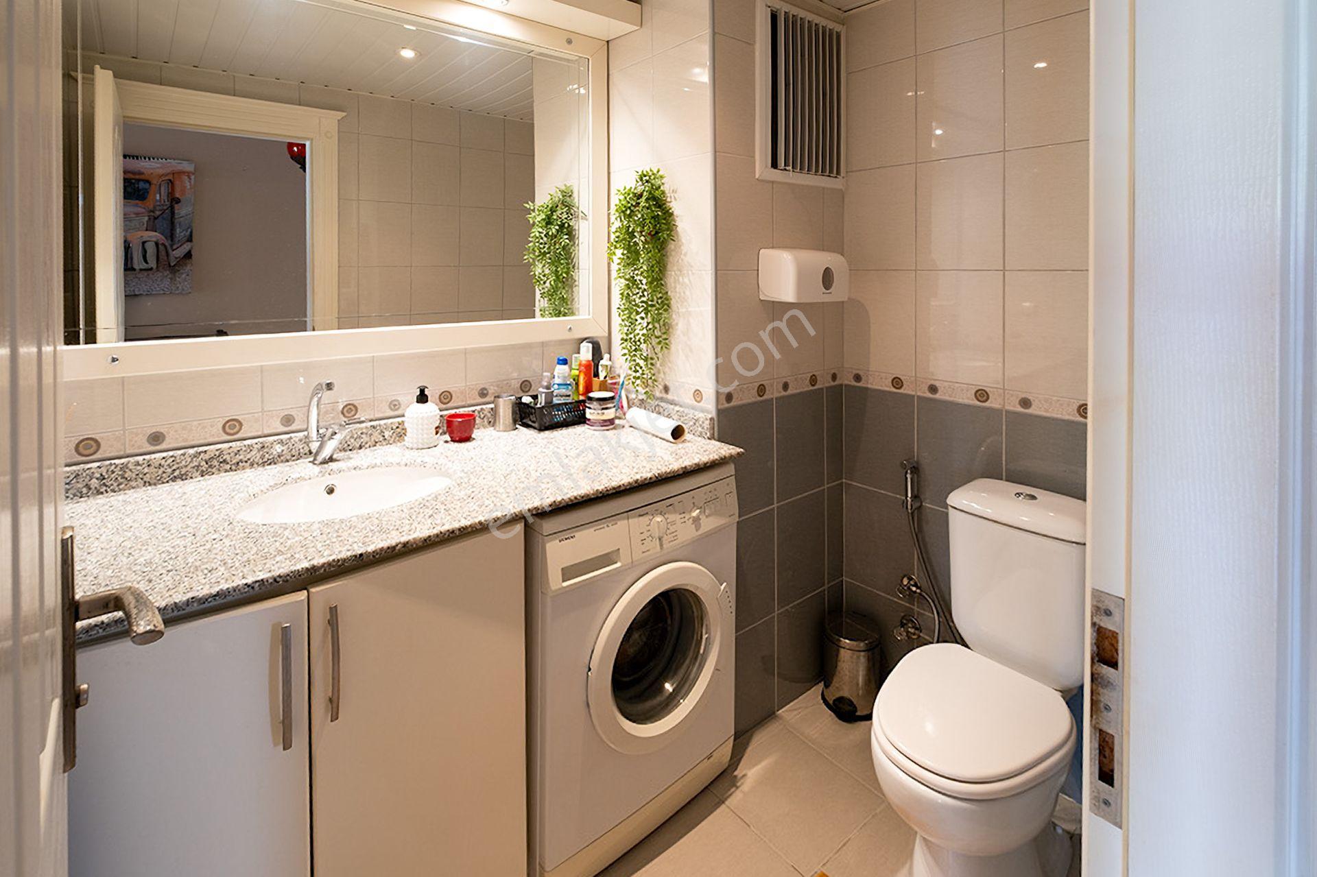 Kleopatra'da Denize 500 Metre 2+1 Eşyalı Daire - Görsel 11