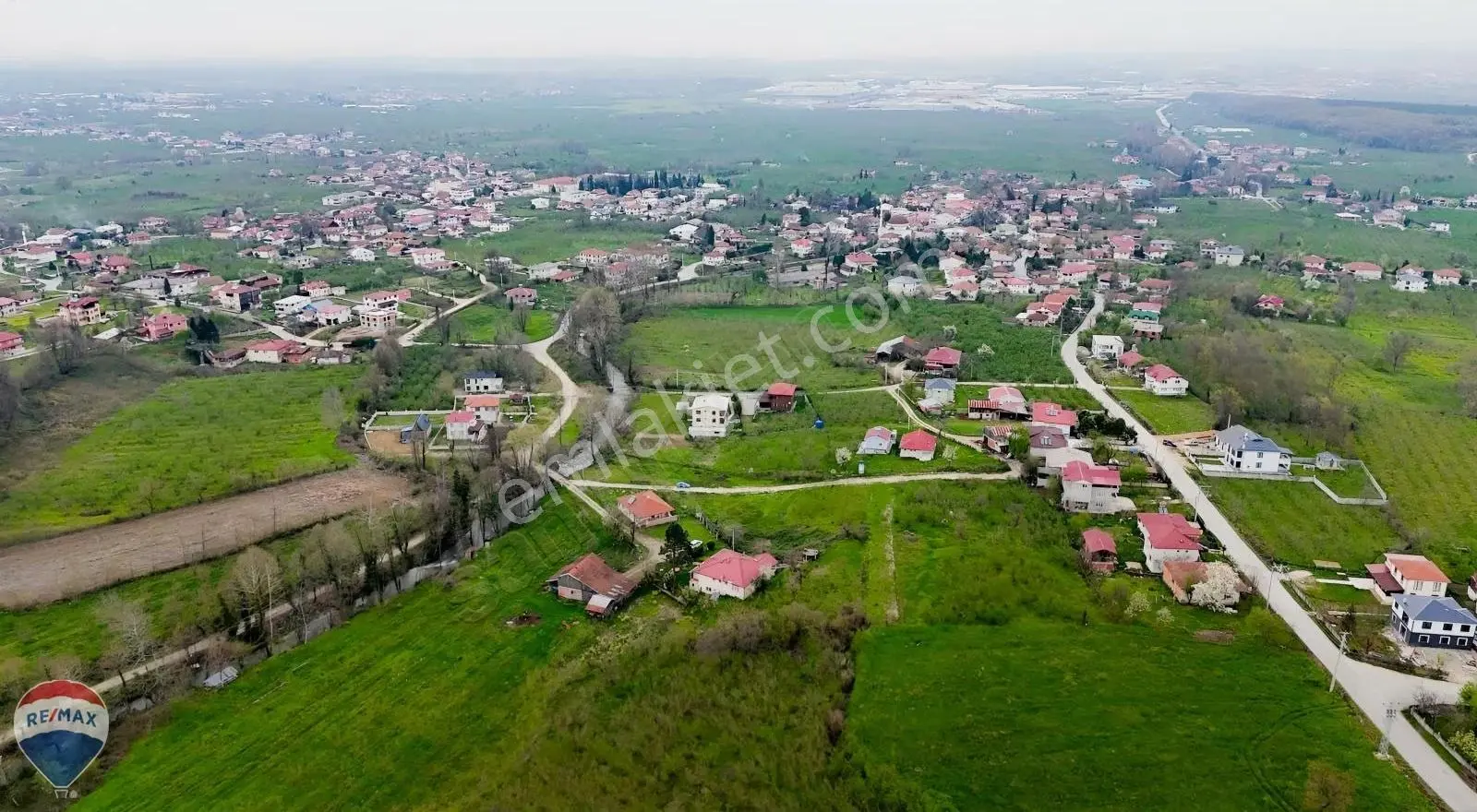 Akyazı Cumhuriyet Küçücek Mah.satılık 815 M² İmarlı Arsa. - Görsel 3