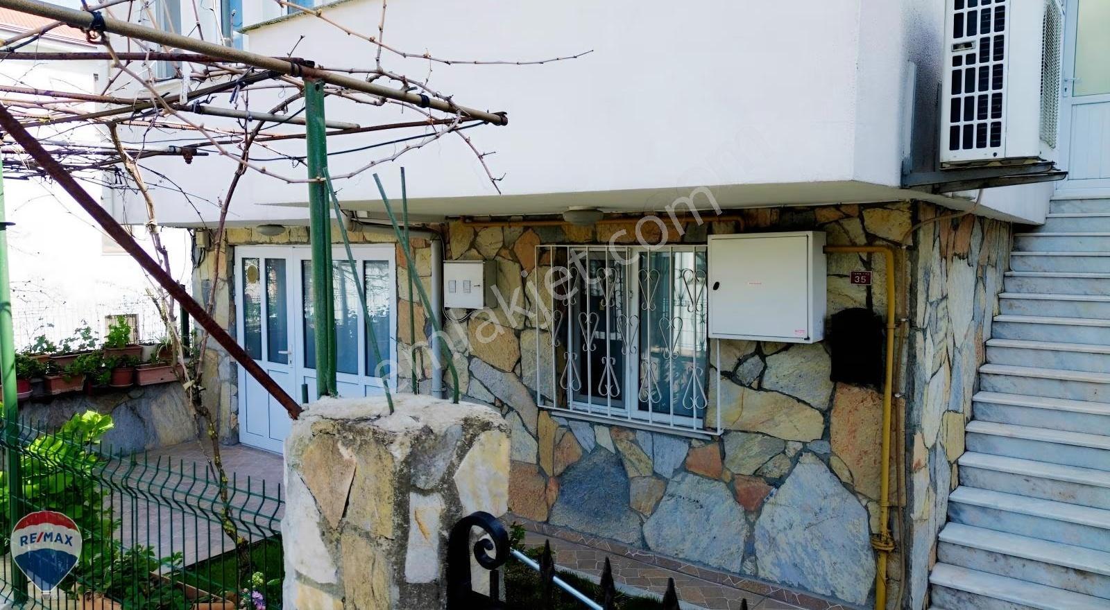 Remax Rıdvan Gedik Serdivan Bahçeli 170m2 Müstakil Dublex Ev - Görsel 9
