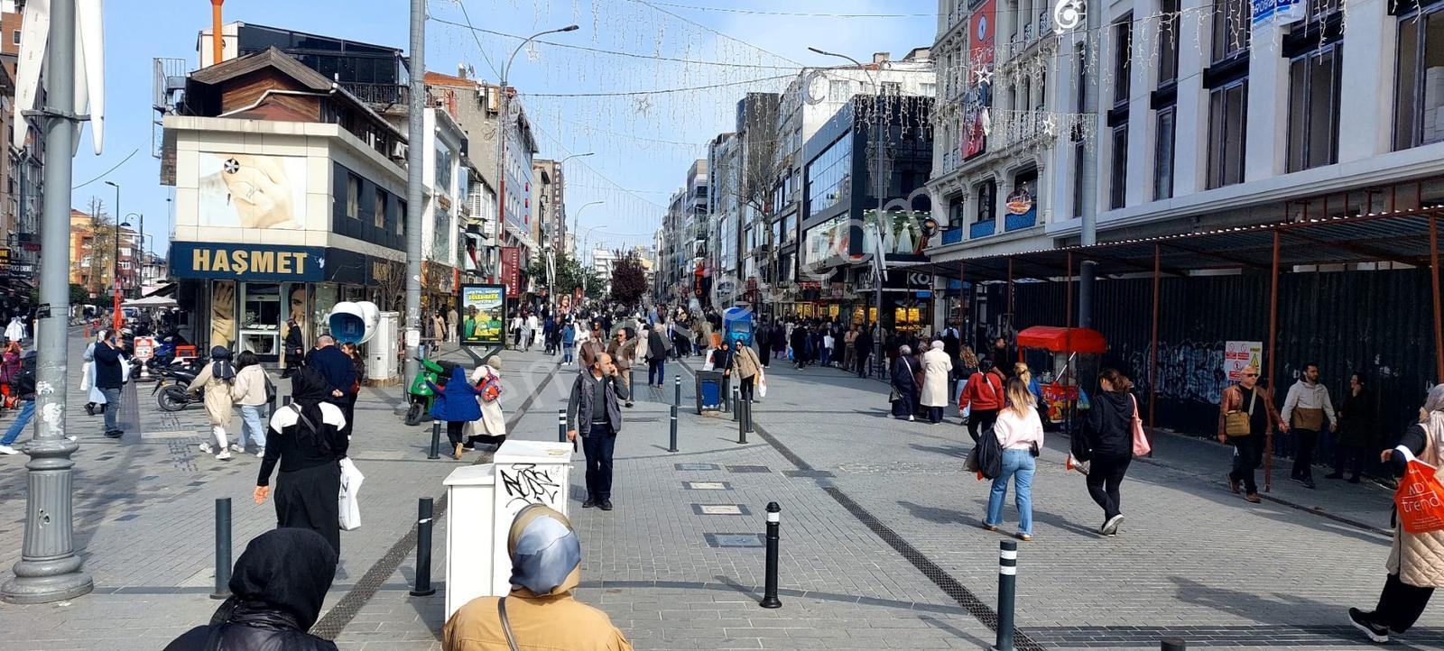 Ümraniye Meydan Cepheli 250 M2 Banka,lüx Cafe Benzer İşler İçin - Görsel 17