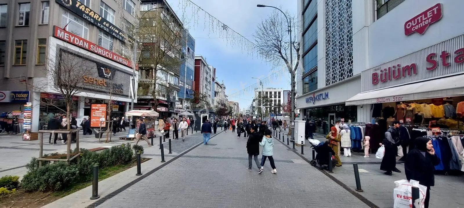 Ümraniye Meydan Cepheli 250 M2 Banka,lüx Cafe Benzer İşler İçin - Görsel 4