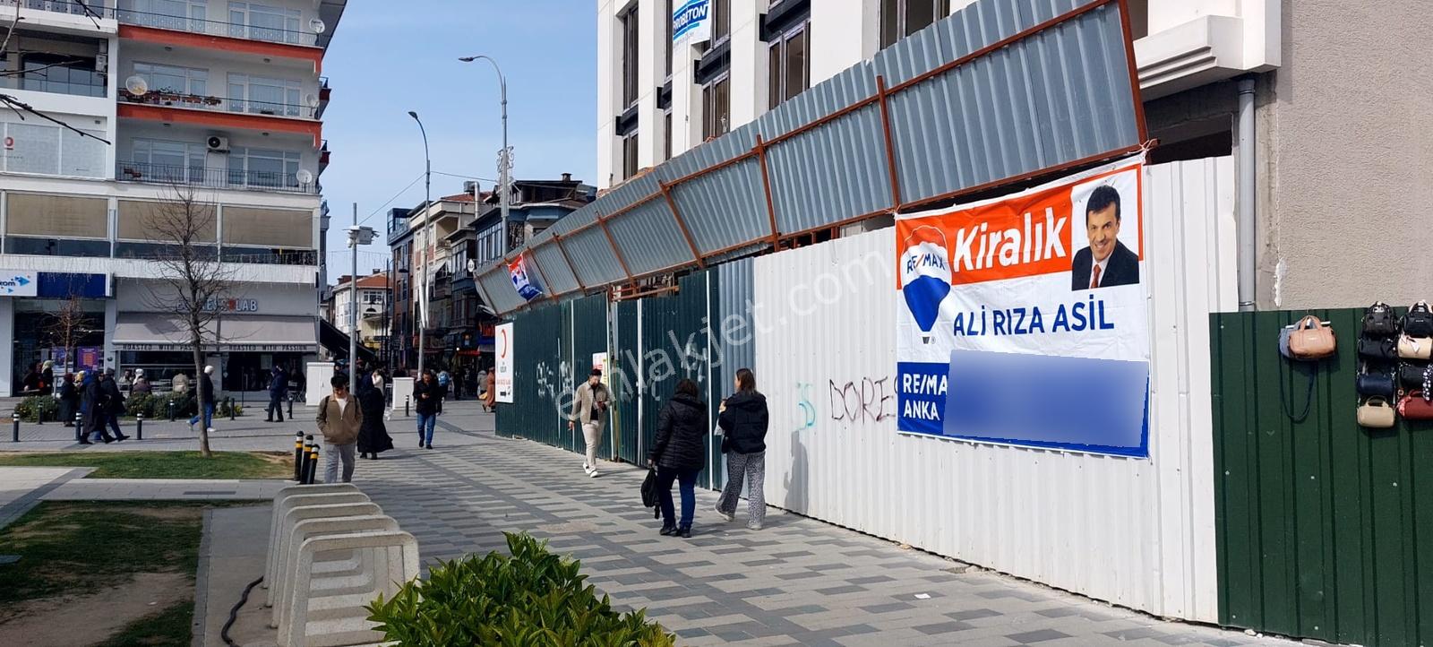 Ümraniye Meydan Cepheli 250 M2 Banka,lüx Cafe Benzer İşler İçin - Görsel 7