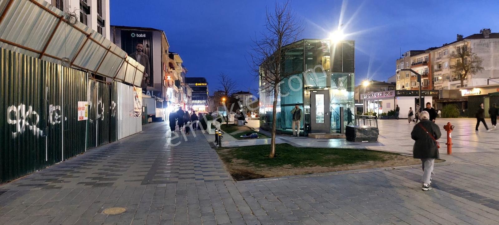 Ümraniye Meydan Cepheli 250 M2 Banka,lüx Cafe Benzer İşler İçin - Görsel 12