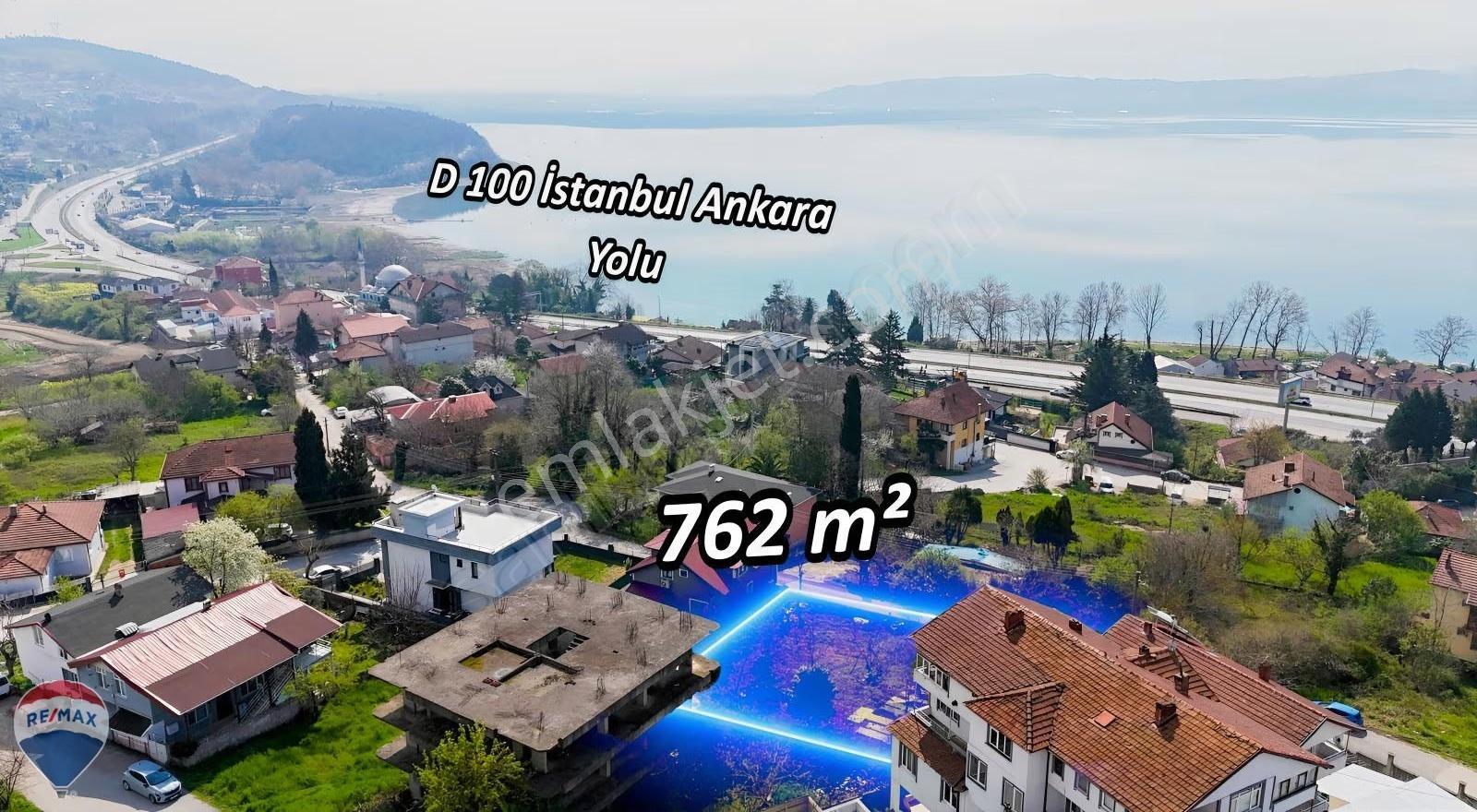 Serdivan Esentepe Mah.satılık Göl Manzaralı 762 M² İmarlı Arsa - Görsel 5