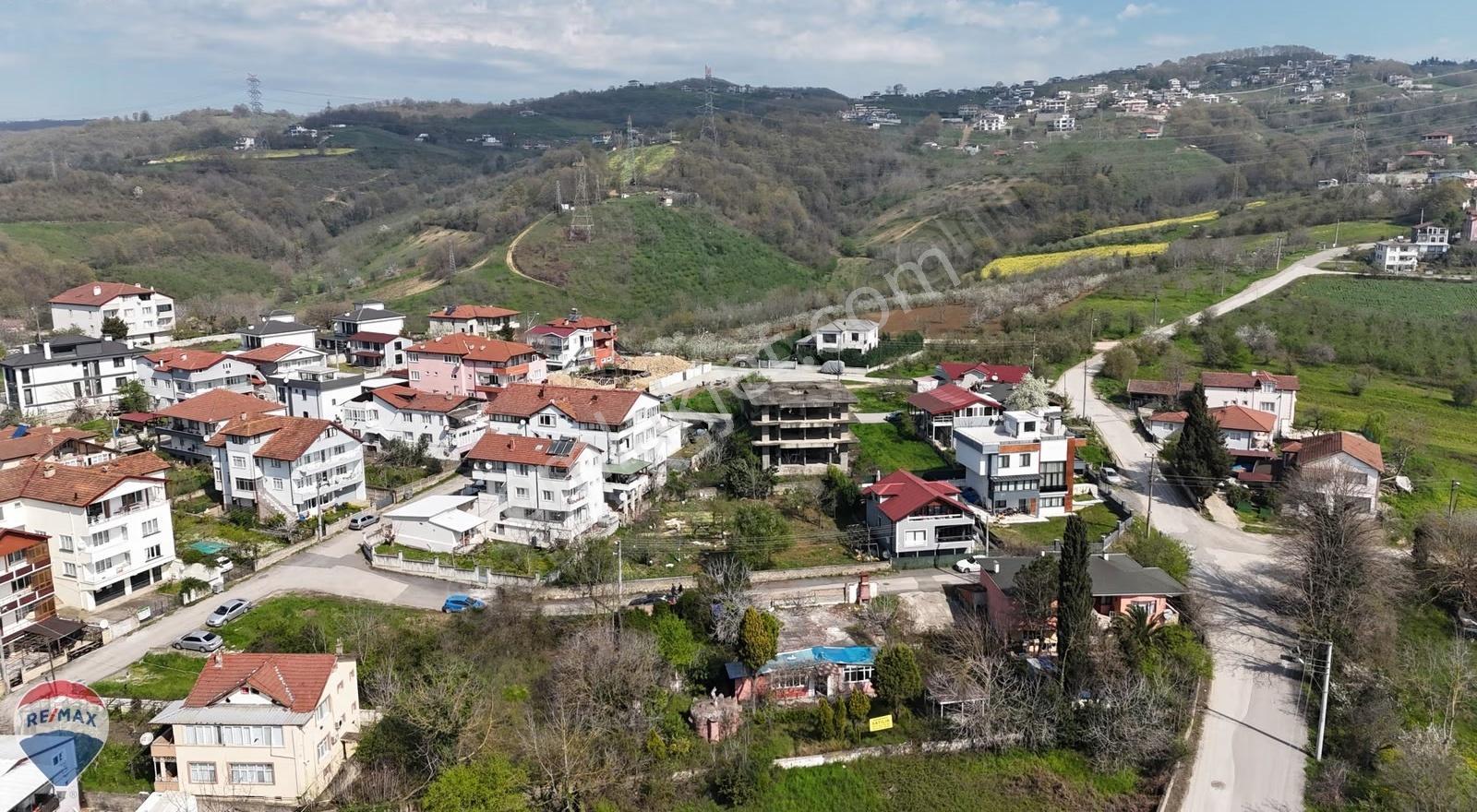 Serdivan Esentepe Mah.satılık Göl Manzaralı 762 M² İmarlı Arsa - Görsel 3