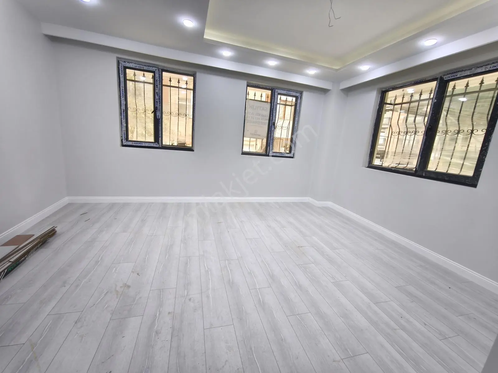 Yıldırım Mah.büyükada Sokakta 3+1 98 M² Sıfır Yüksek Giriş Daire