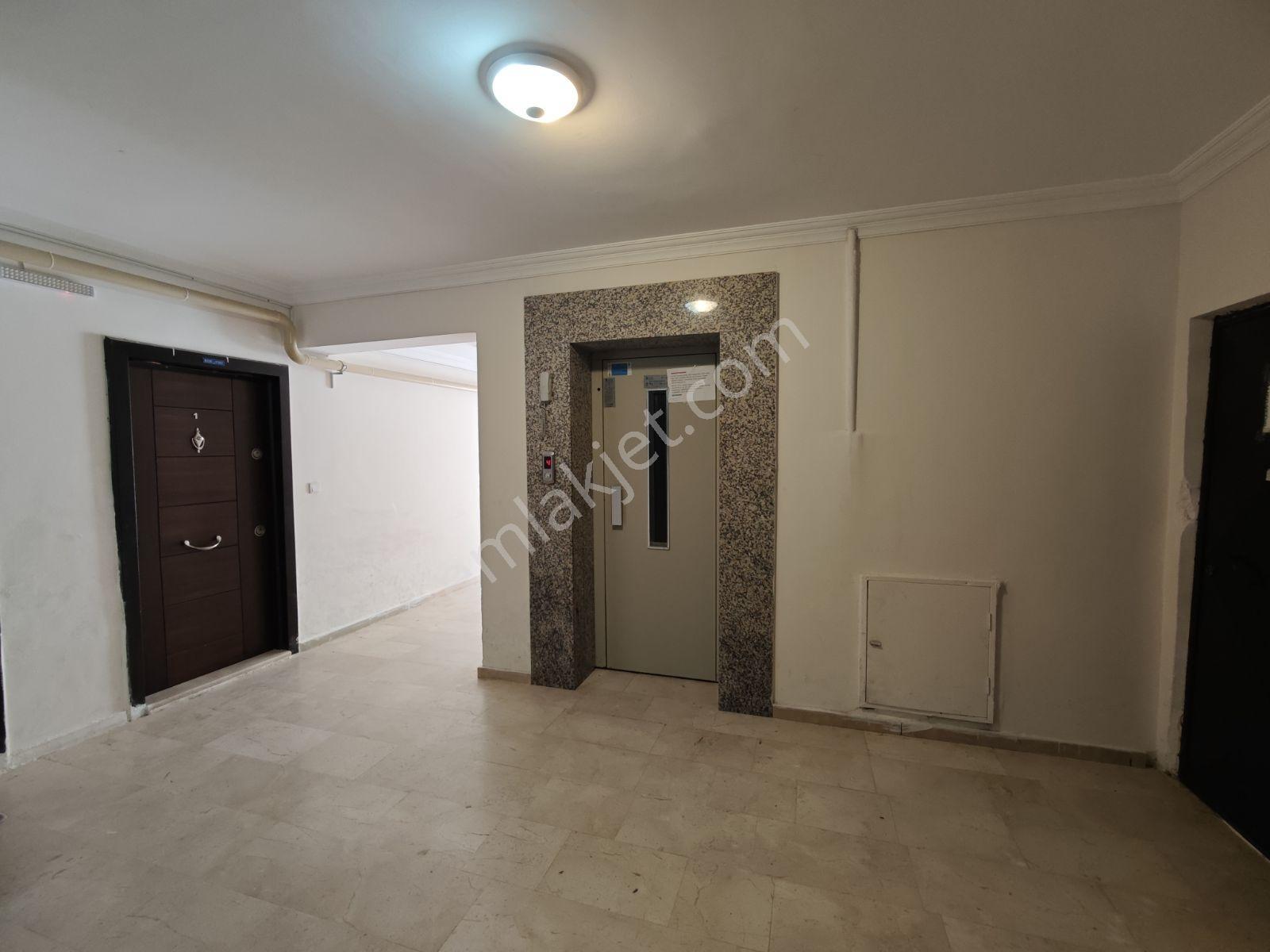 Güzelyalı Eğitim'de Site İçerisinde Asansörlü 2+1 Satılık Daire - Görsel 22