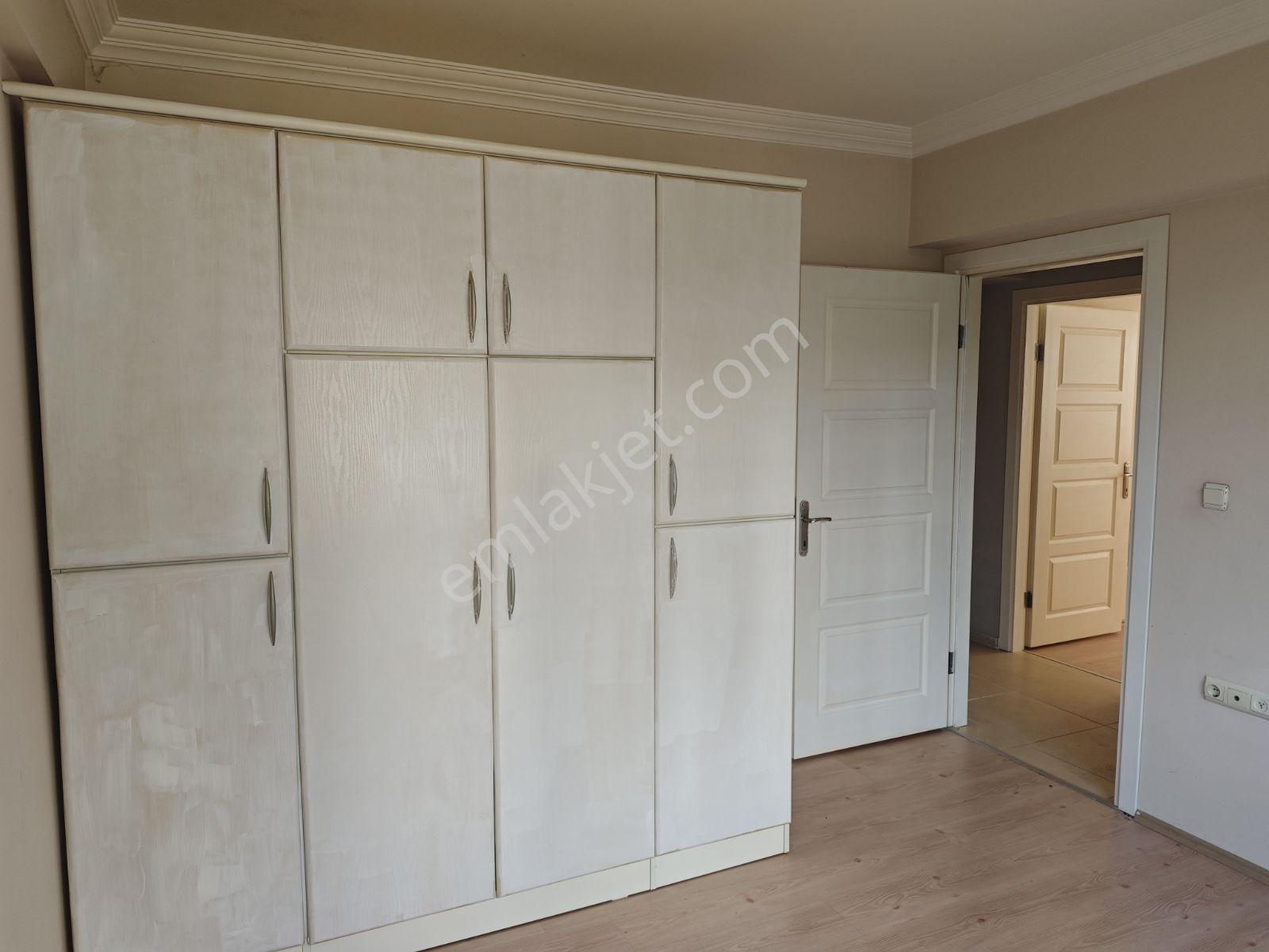 Güzelyalı Eğitim'de Site İçerisinde Asansörlü 2+1 Satılık Daire - Görsel 12