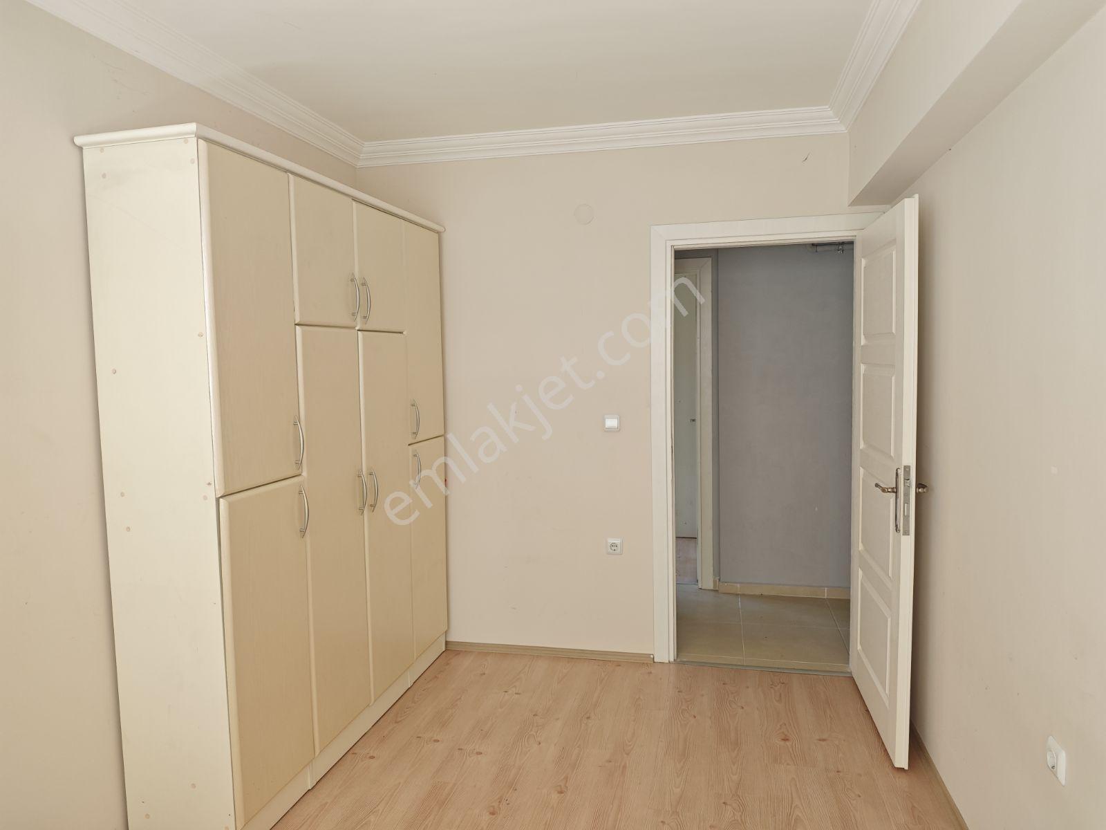 Güzelyalı Eğitim'de Site İçerisinde Asansörlü 2+1 Satılık Daire - Görsel 14