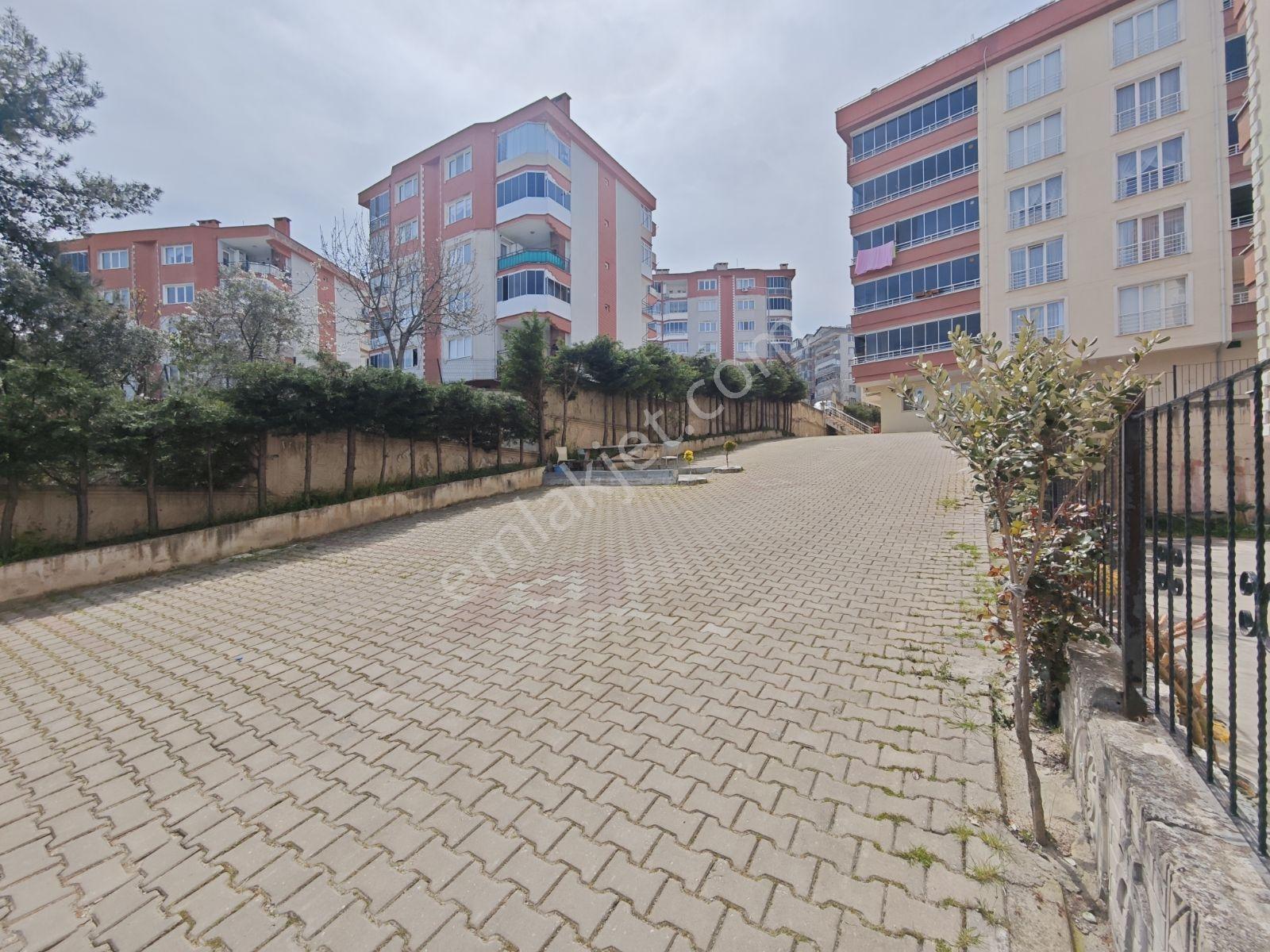 Güzelyalı Eğitim'de Site İçerisinde Asansörlü 2+1 Satılık Daire - Görsel 27