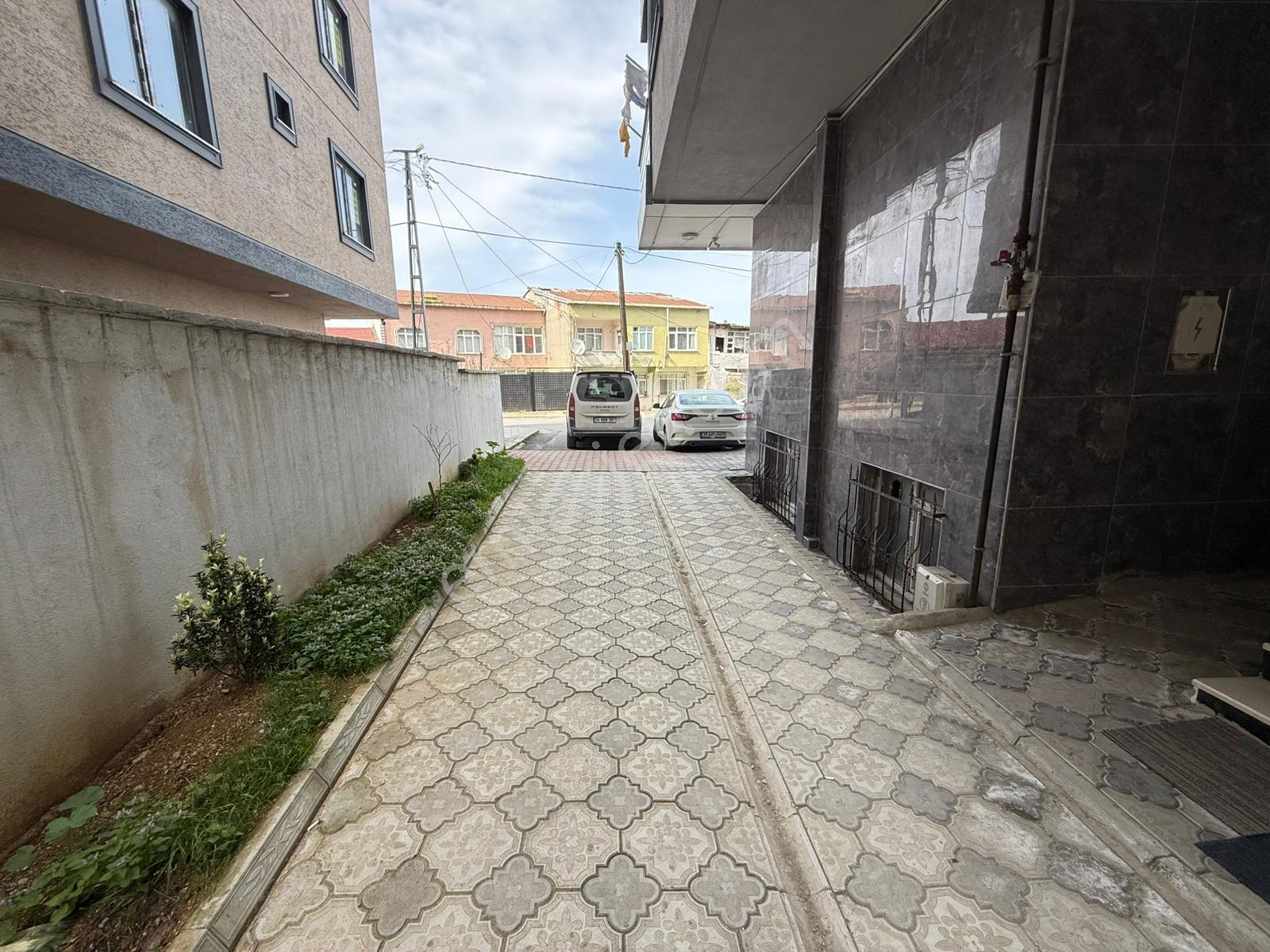 Habipler'de Satılık 2+1 Yüksek Camlı Sıfır Yeni Bina - Görsel 6