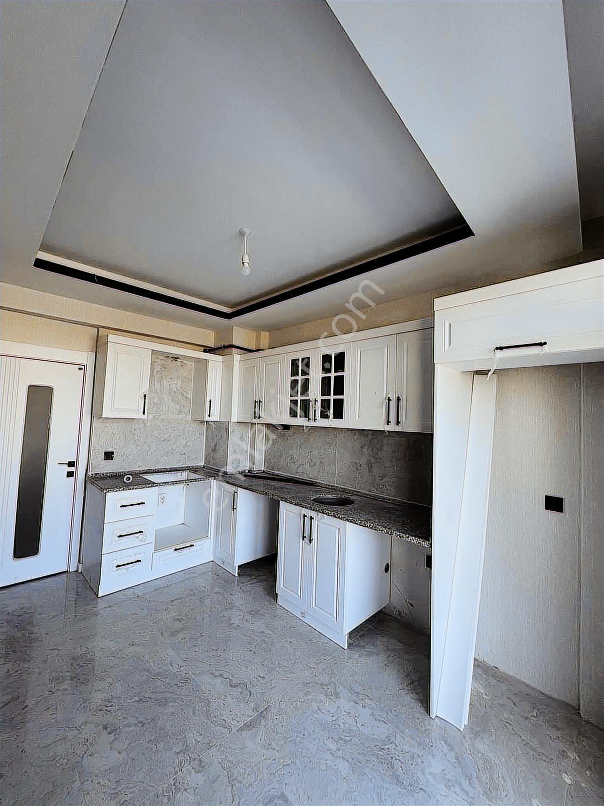 Oturuma Hazır Mükemmel Konumda Ultra Lüks 2+1 Daire - Görsel 6