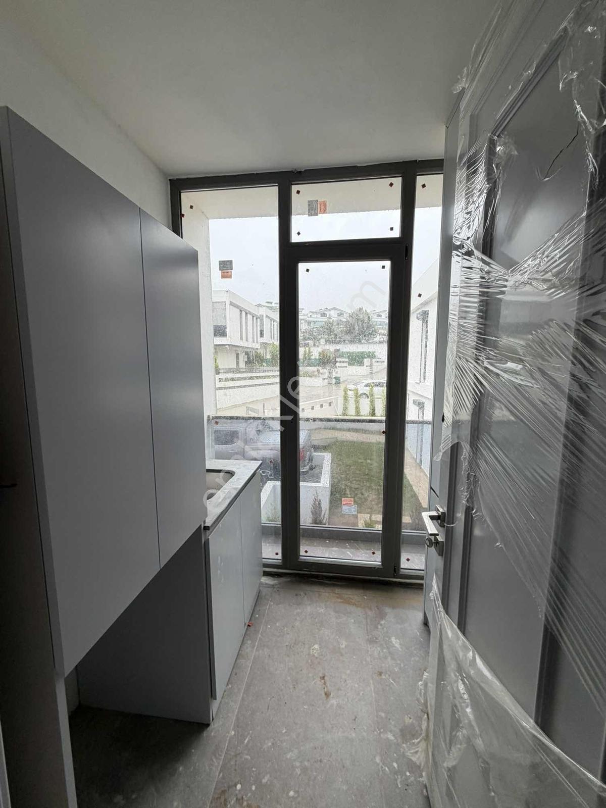 Astera Villalarında Bağımsız Güvenlikli Sitede 4+1 Sıfır Villa - Görsel 8