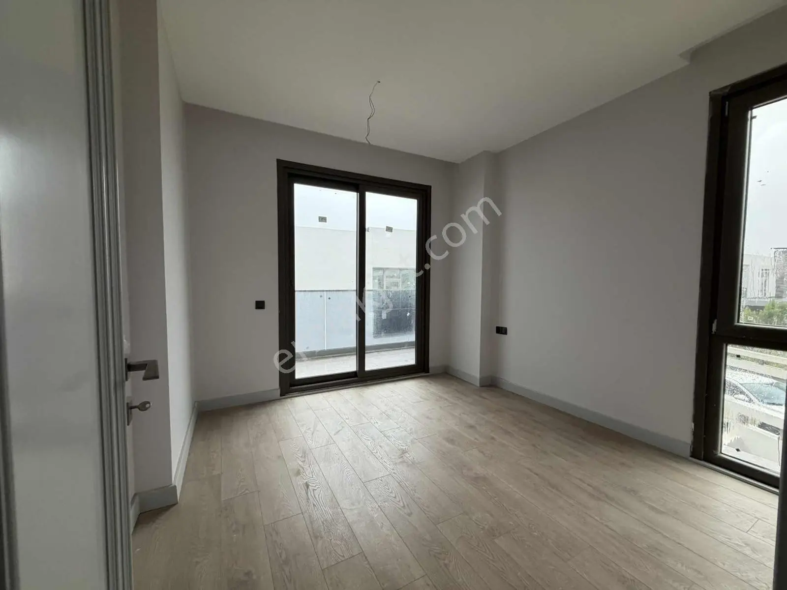 Astera Villalarında Bağımsız Güvenlikli Sitede 4+1 Sıfır Villa - Görsel 26
