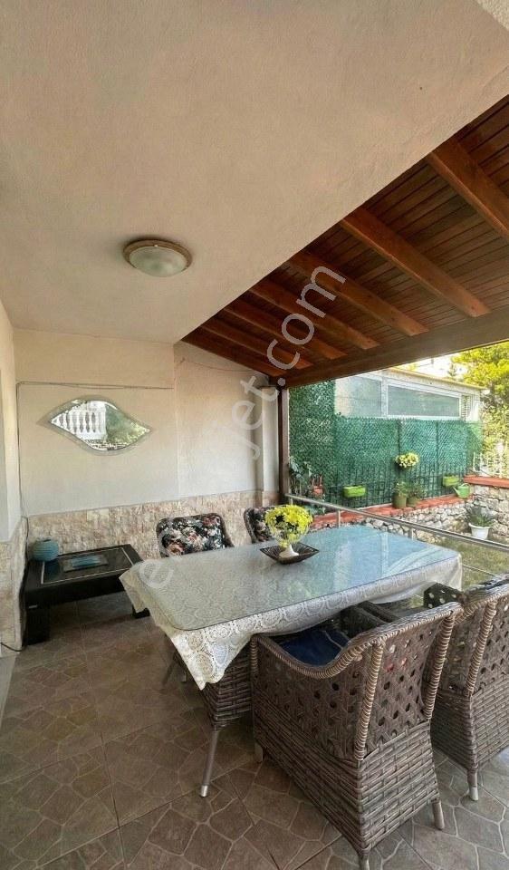 İzmir Çeşme Alaçatı Merkezde Eşyalı Kiralık Dubleks Villa Ev - Görsel 30