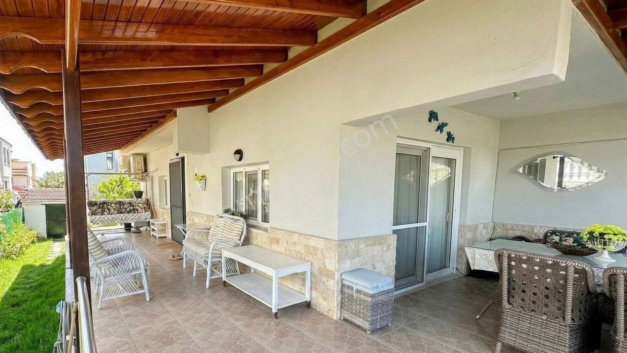 İzmir Çeşme Alaçatı Merkezde Eşyalı Kiralık Dubleks Villa Ev - Görsel 2