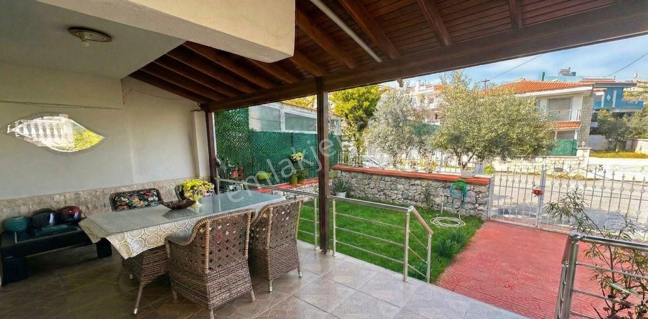 İzmir Çeşme Alaçatı Merkezde Eşyalı Kiralık Dubleks Villa Ev - Görsel 4