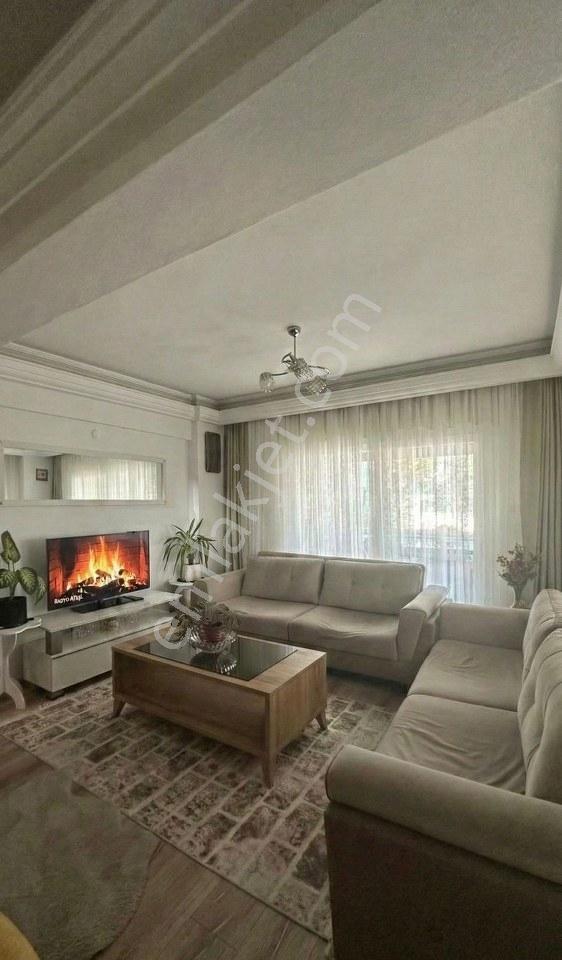 İzmir Çeşme Alaçatı Merkezde Eşyalı Kiralık Dubleks Villa Ev - Görsel 19