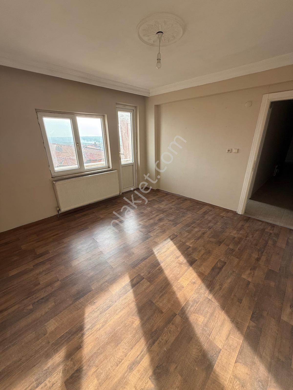Ege Emlak'tan Çarşıya Yakın Muhteşem Manzaralı Kiralık 2+1 Daire - Görsel 7