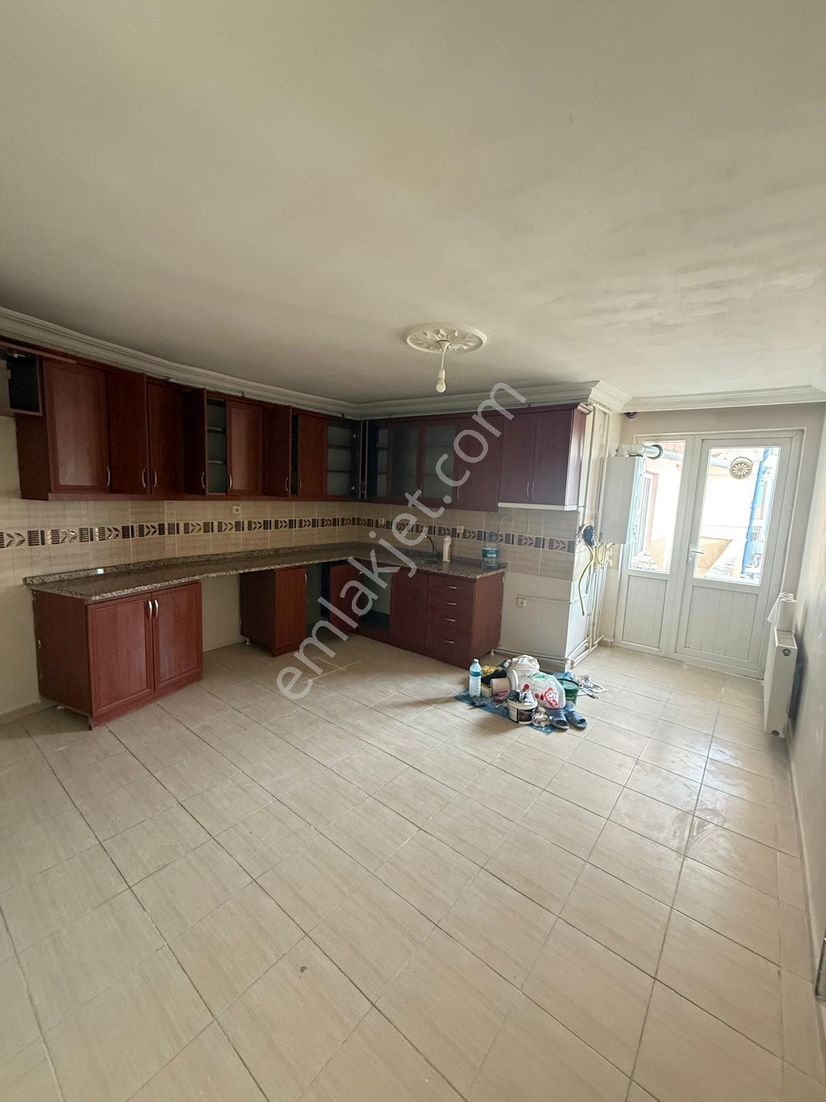 Ege Emlak'tan Çarşıya Yakın Muhteşem Manzaralı Kiralık 2+1 Daire - Görsel 18