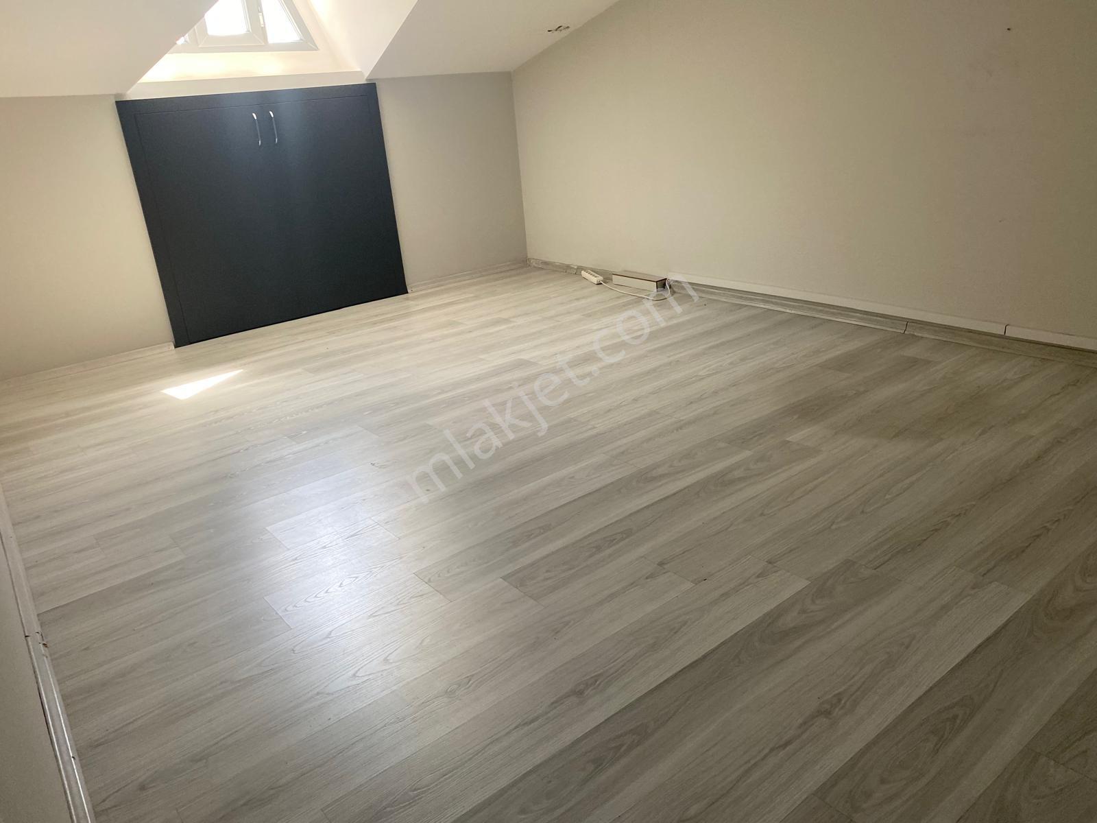 Gop Meydanda 160m Asansörlü 2 Katlı İş Yeri Ofis Katı - Görsel 5
