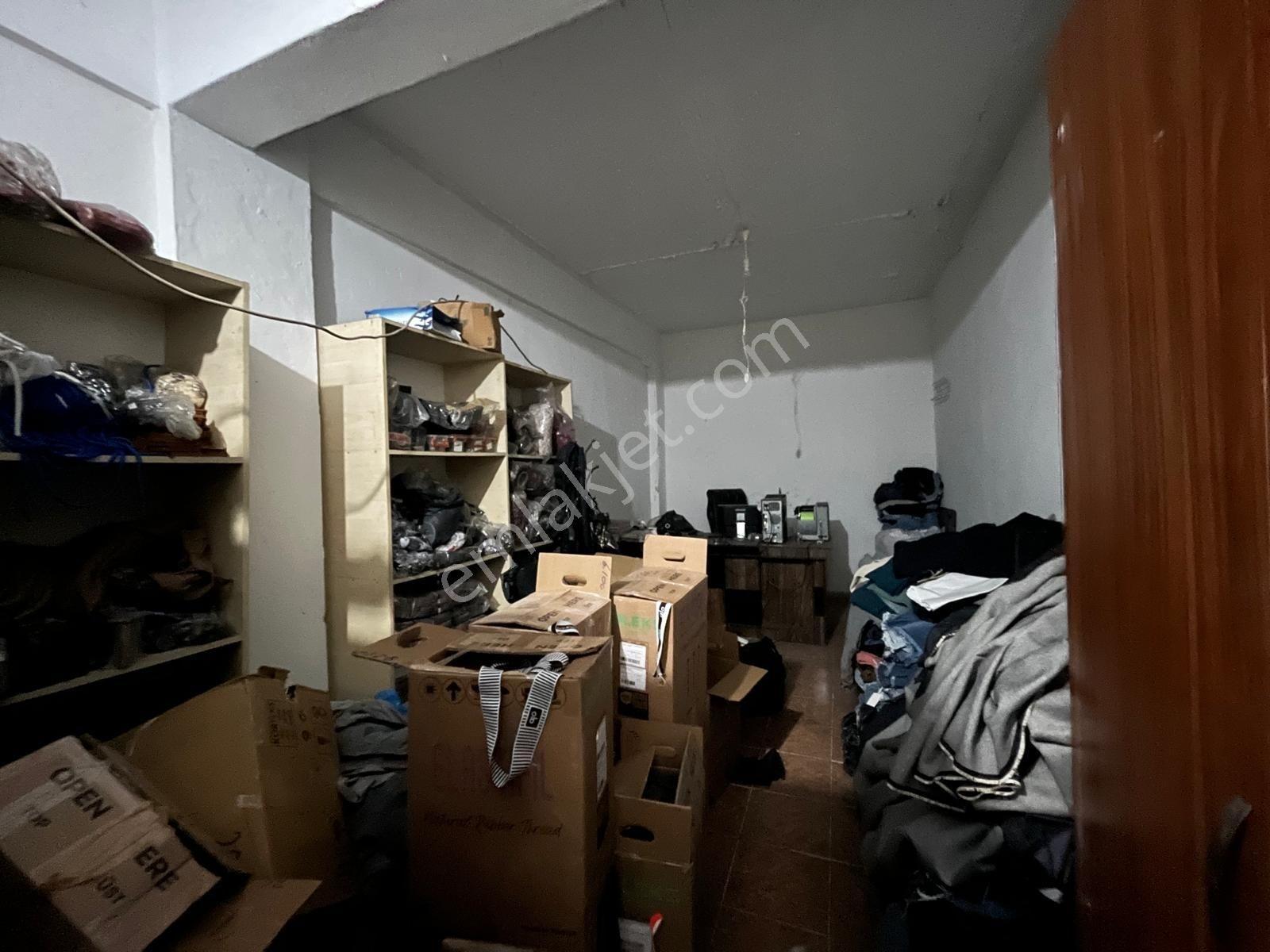 Esenler Fatih Mahallesi'nde Kiralık 200 M² Dükkan - Görsel 13