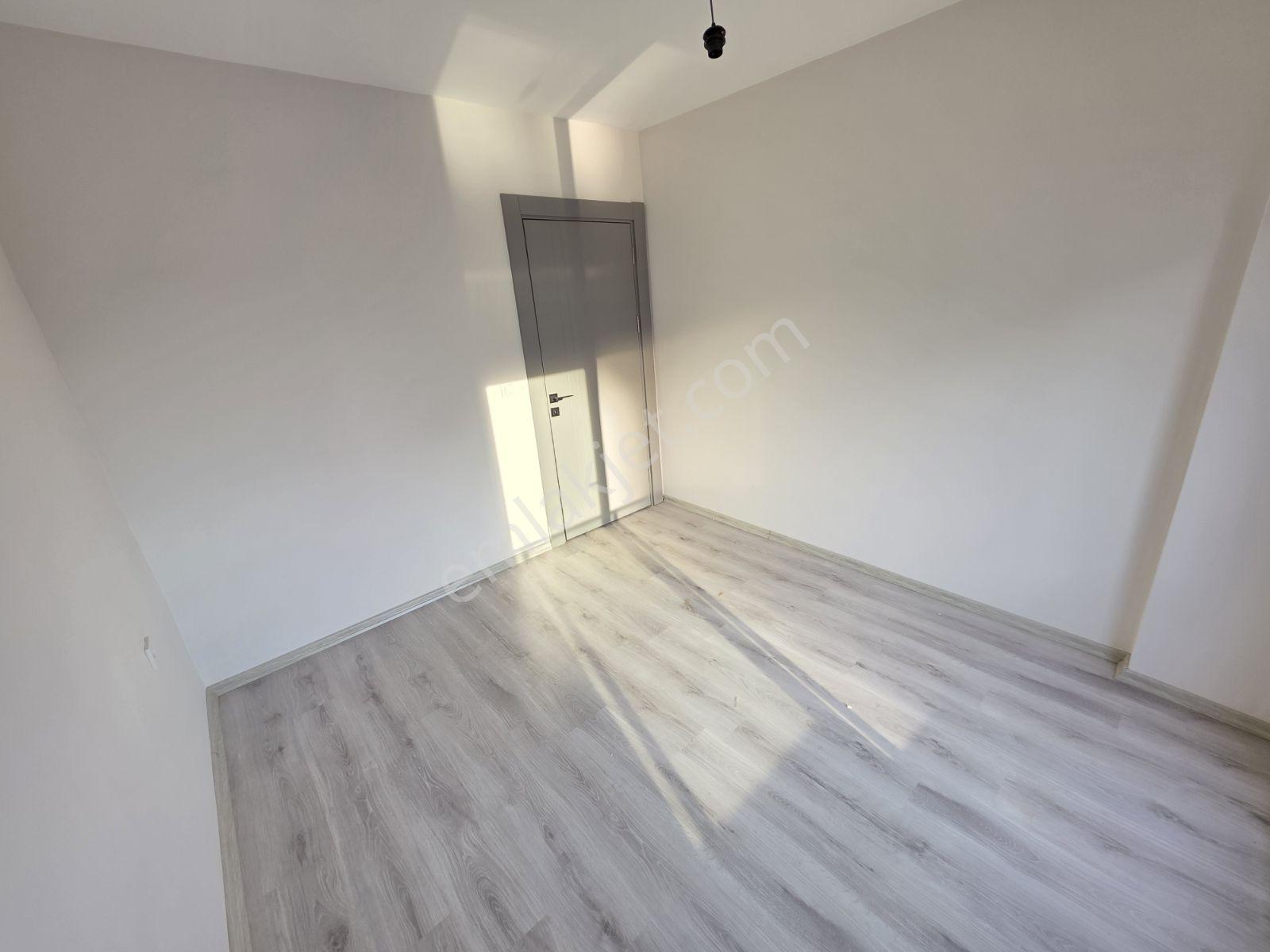 Havuz Manzaralı 1+1 / Ara Kat / Yeniköy - Görsel 22
