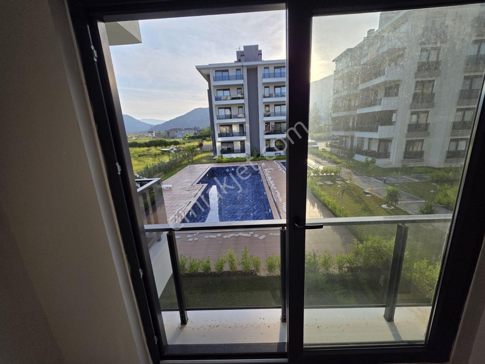 Havuz Manzaralı 1+1 / Ara Kat / Yeniköy - Görsel 28
