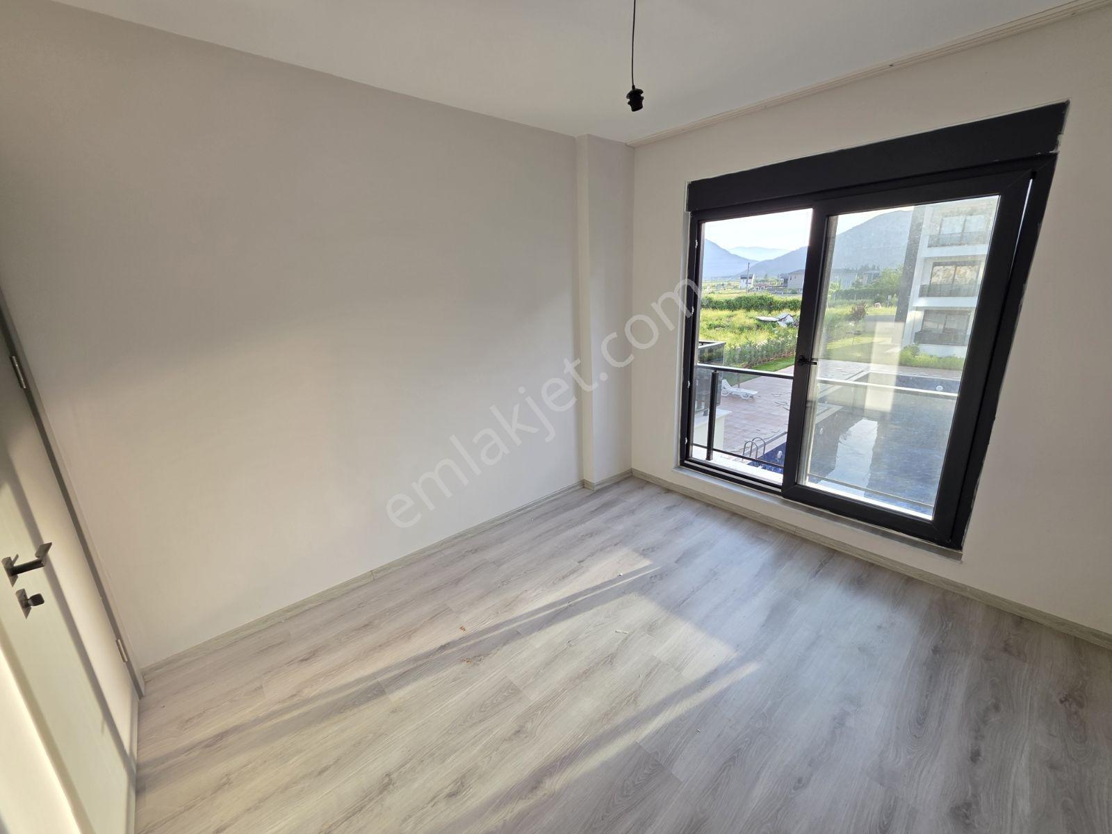 Havuz Manzaralı 1+1 / Ara Kat / Yeniköy - Görsel 23