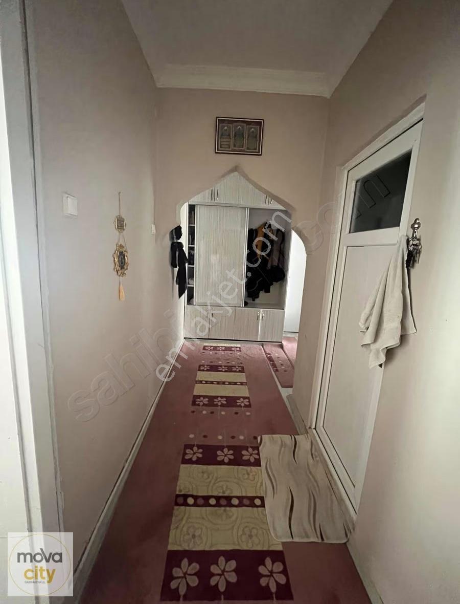 Gülabibey Mahallesinde 2+1 Satılık Daire - Görsel 12
