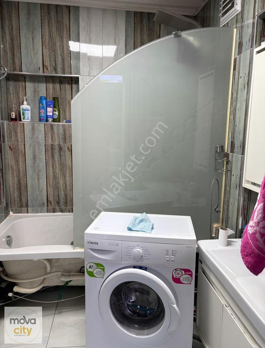 Gazi Caddesinde, Şehrin Merkezinde Eşyalı Kiralık Ofis - Görsel 6