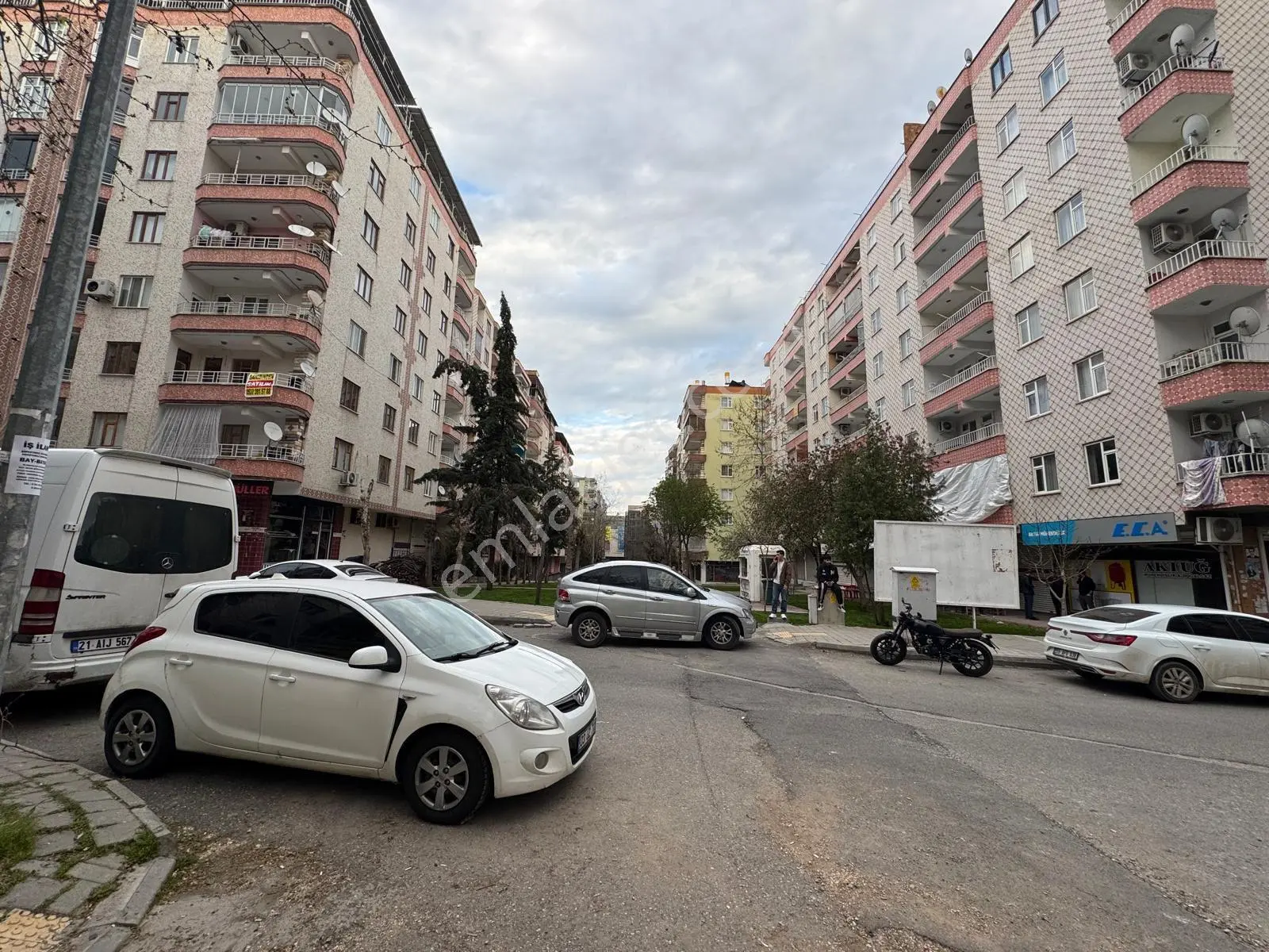 Tesisler Civarı Fırsat Satılık 3+1 Daire
