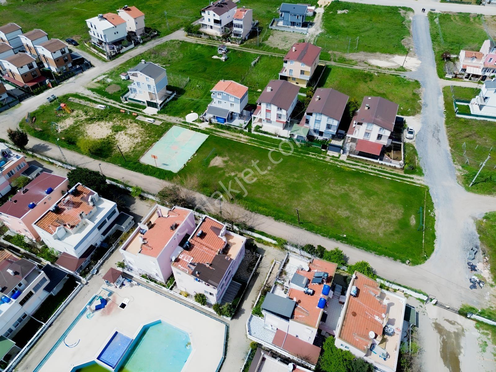 Yeniçiftlik'te Havuzlu Site İçinde 1+1 Bahçeli Daire - Görsel 24