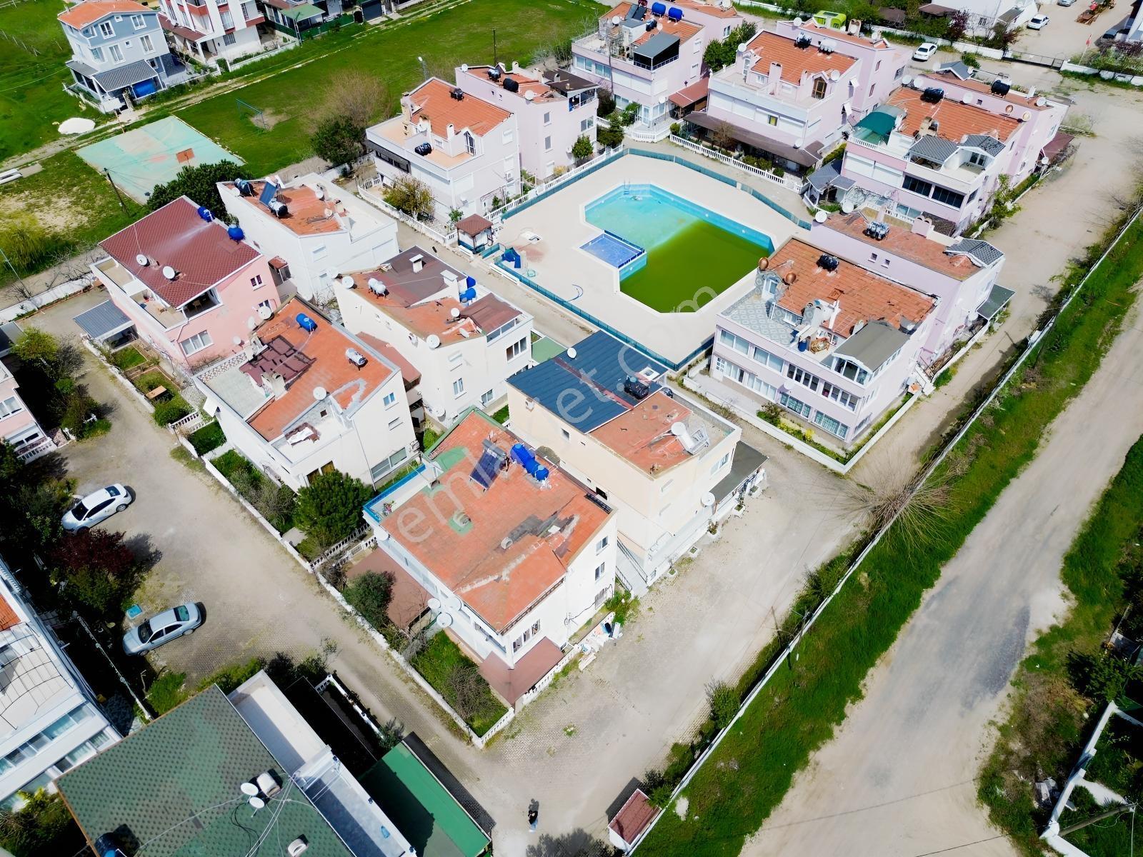 Yeniçiftlik'te Havuzlu Site İçinde 1+1 Bahçeli Daire - Görsel 22