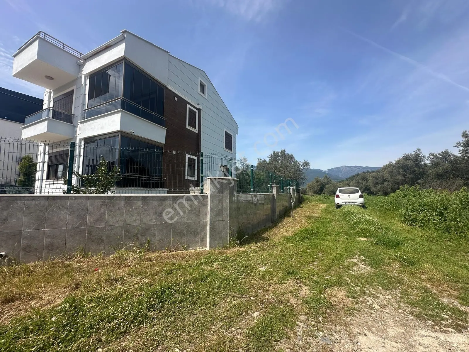 Kavuşturan Emlak'tan Akçay Güre Satılık %25 İmarlı 409 M2 Arsa - Görsel 4