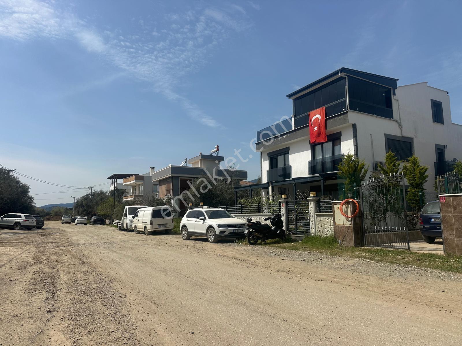 Kavuşturan Emlak'tan Akçay Güre Satılık %25 İmarlı 409 M2 Arsa - Görsel 8