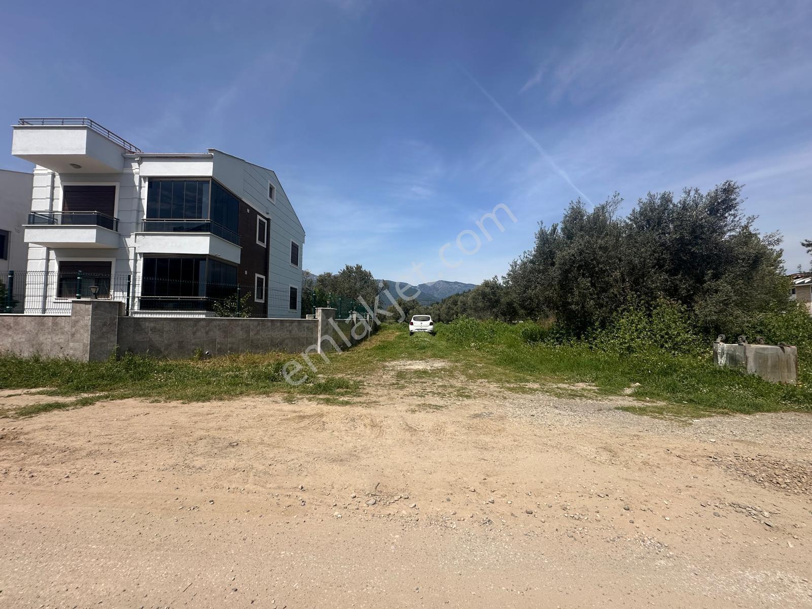 Kavuşturan Emlak'tan Akçay Güre Satılık %25 İmarlı 409 M2 Arsa - Görsel 11