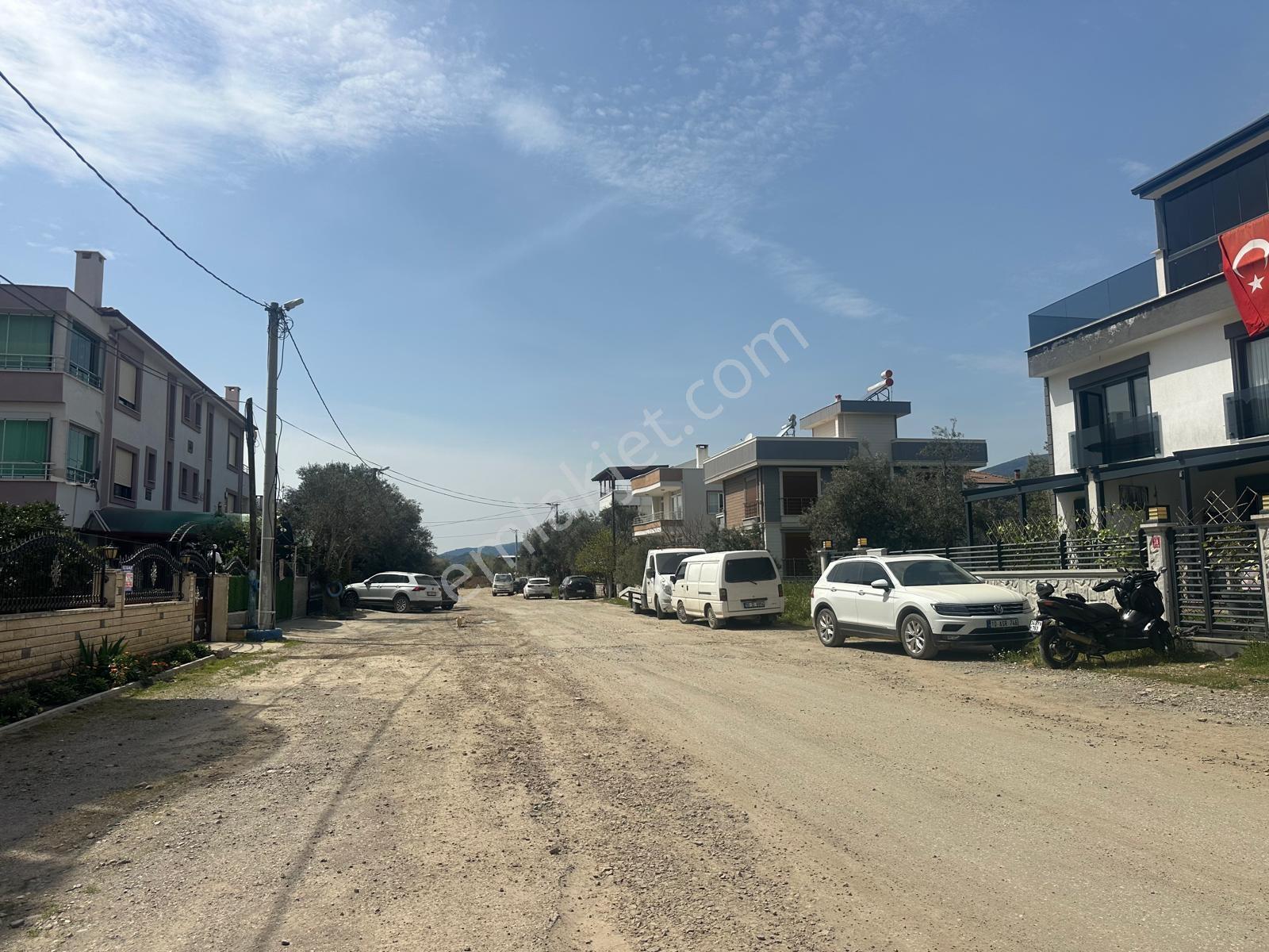 Kavuşturan Emlak'tan Akçay Güre Satılık %25 İmarlı 409 M2 Arsa - Görsel 21