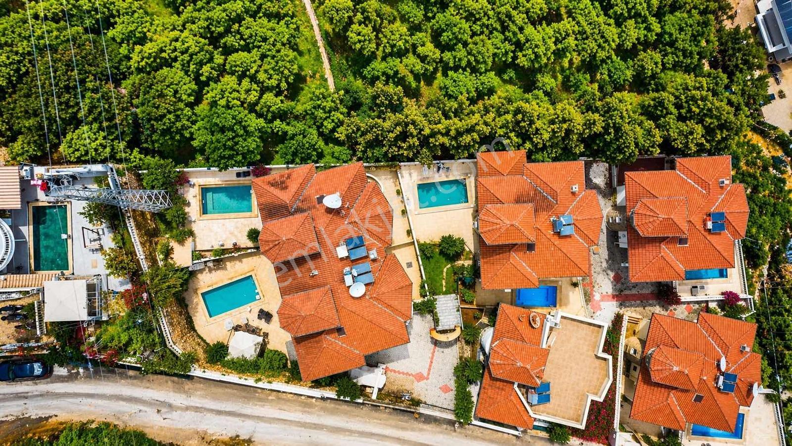 Tepe'de Kiralık 4+1 Eşyalı Müstakil Vılla - Görsel 3