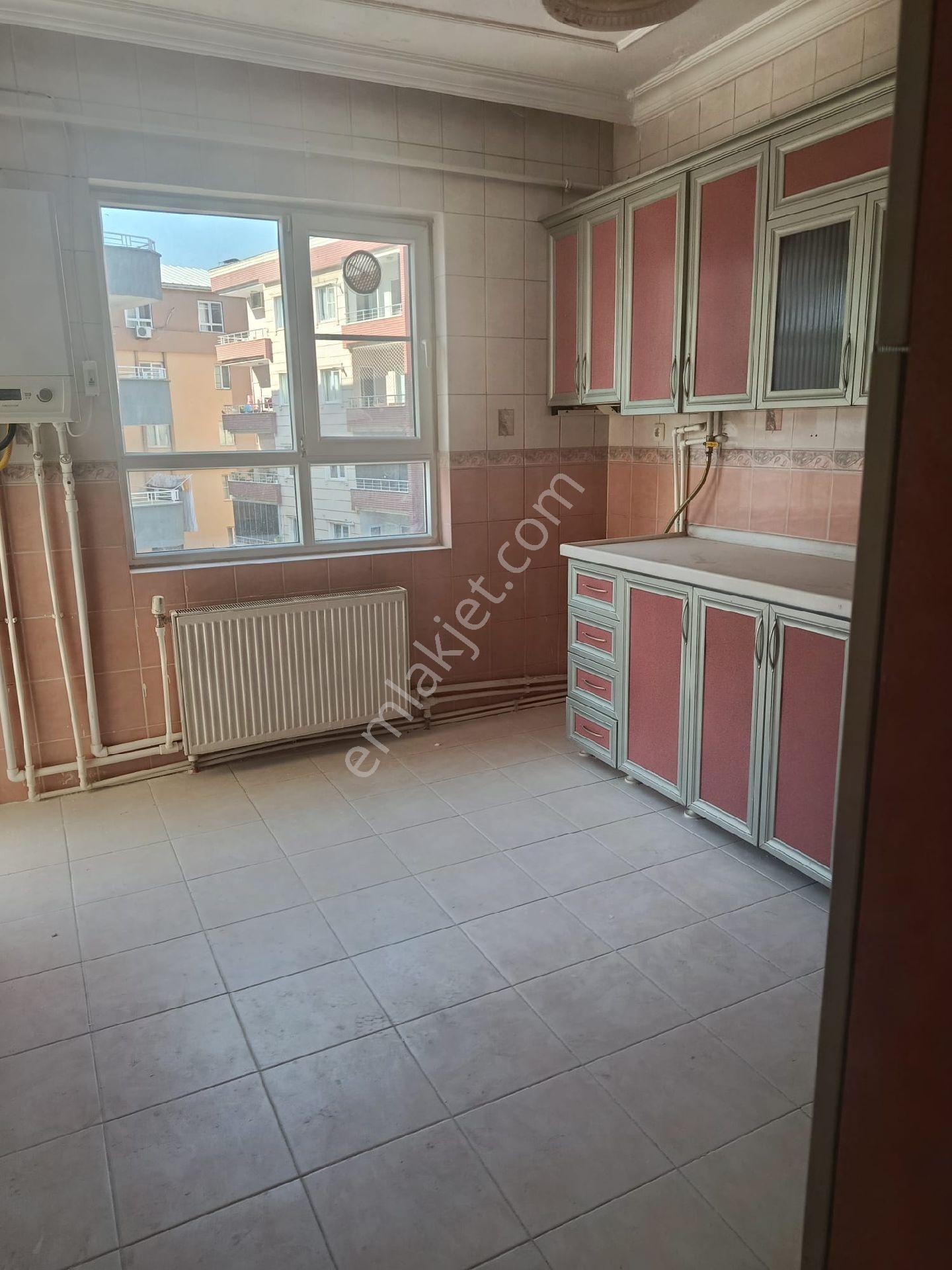Değer Emlak'tan 13 Mart Mahallesinde 3+1 Daire Satılıktır - Görsel 16