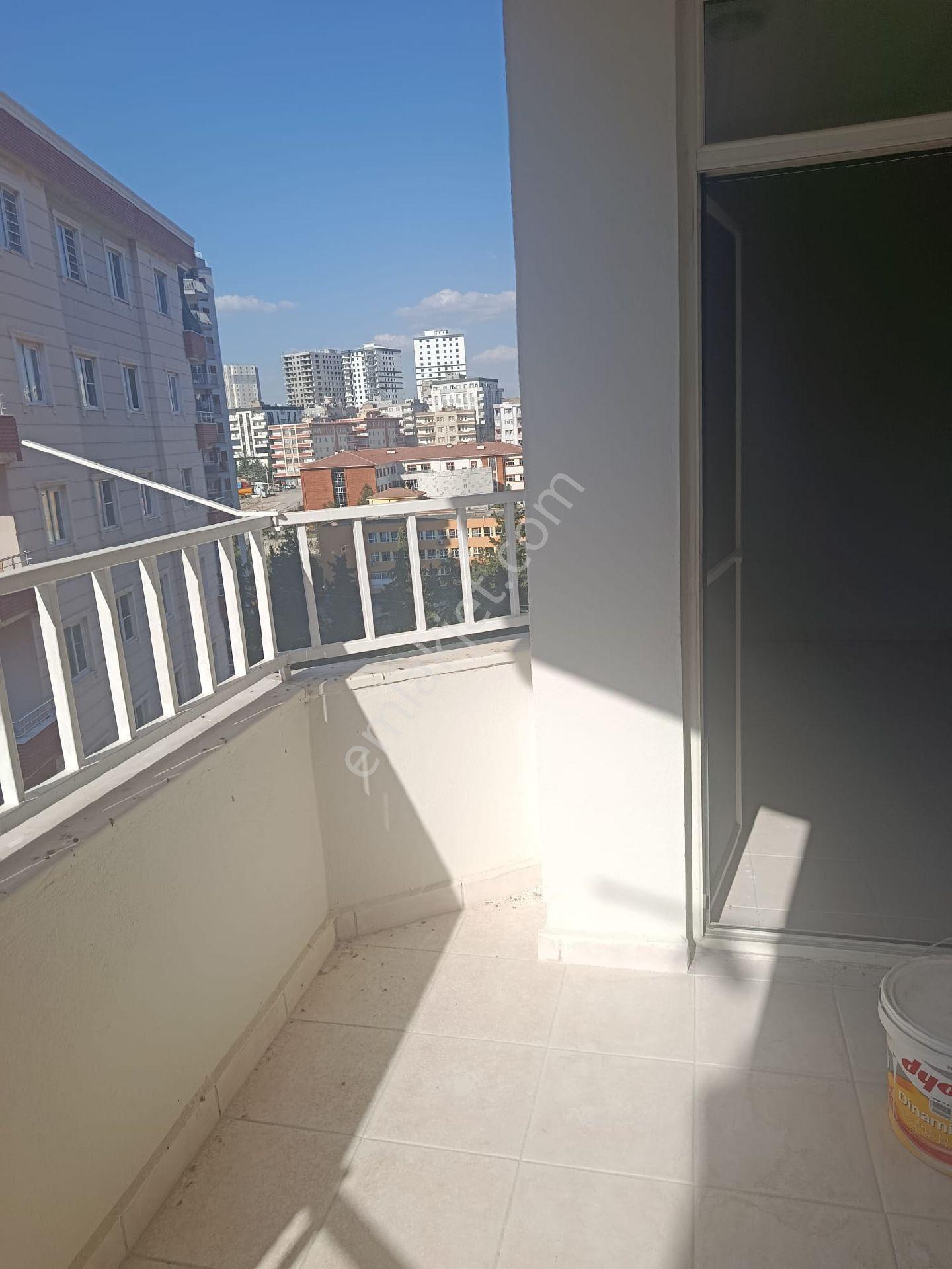 Değer Emlak'tan 13 Mart Mahallesinde 3+1 Daire Satılıktır - Görsel 5