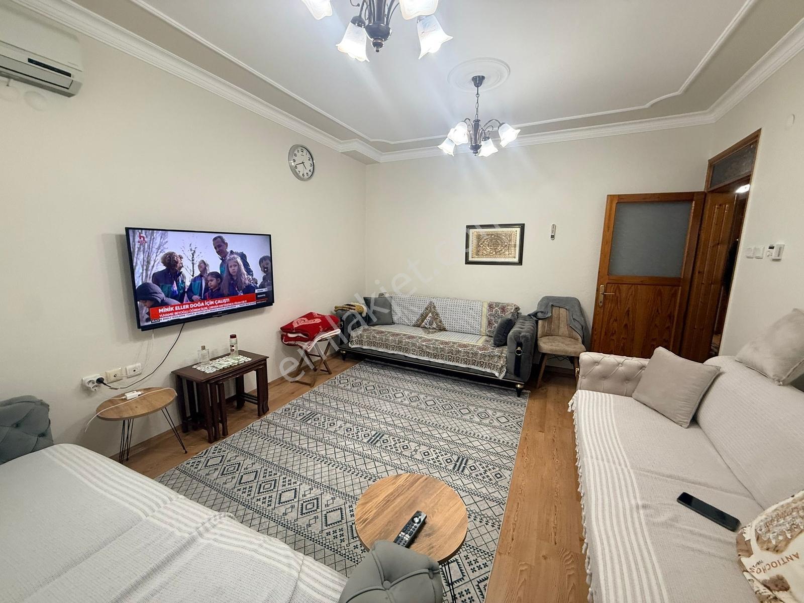Buca Yeşilbağlar Mahallesinde 2+1 100m2 Doğalgazlı Arakat Daire - Görsel 2