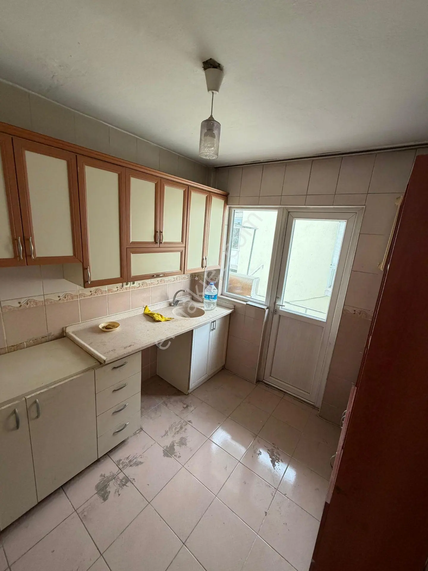Afyon Tezcan Emlaktan Kiralık Dumlupınarda Mah 3+1 Daire - Görsel 5