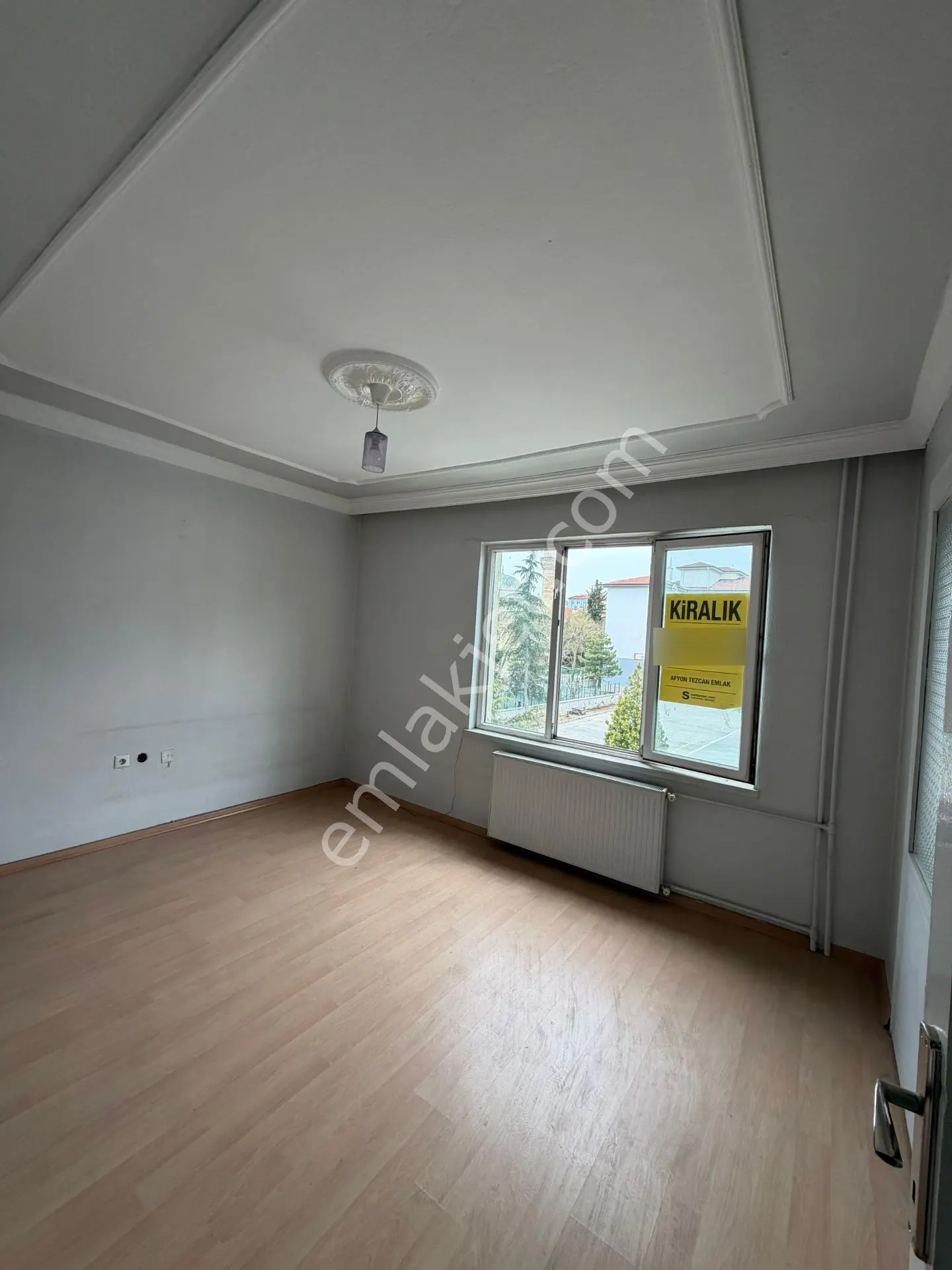 Afyon Tezcan Emlaktan Kiralık Dumlupınarda Mah 3+1 Daire - Görsel 2