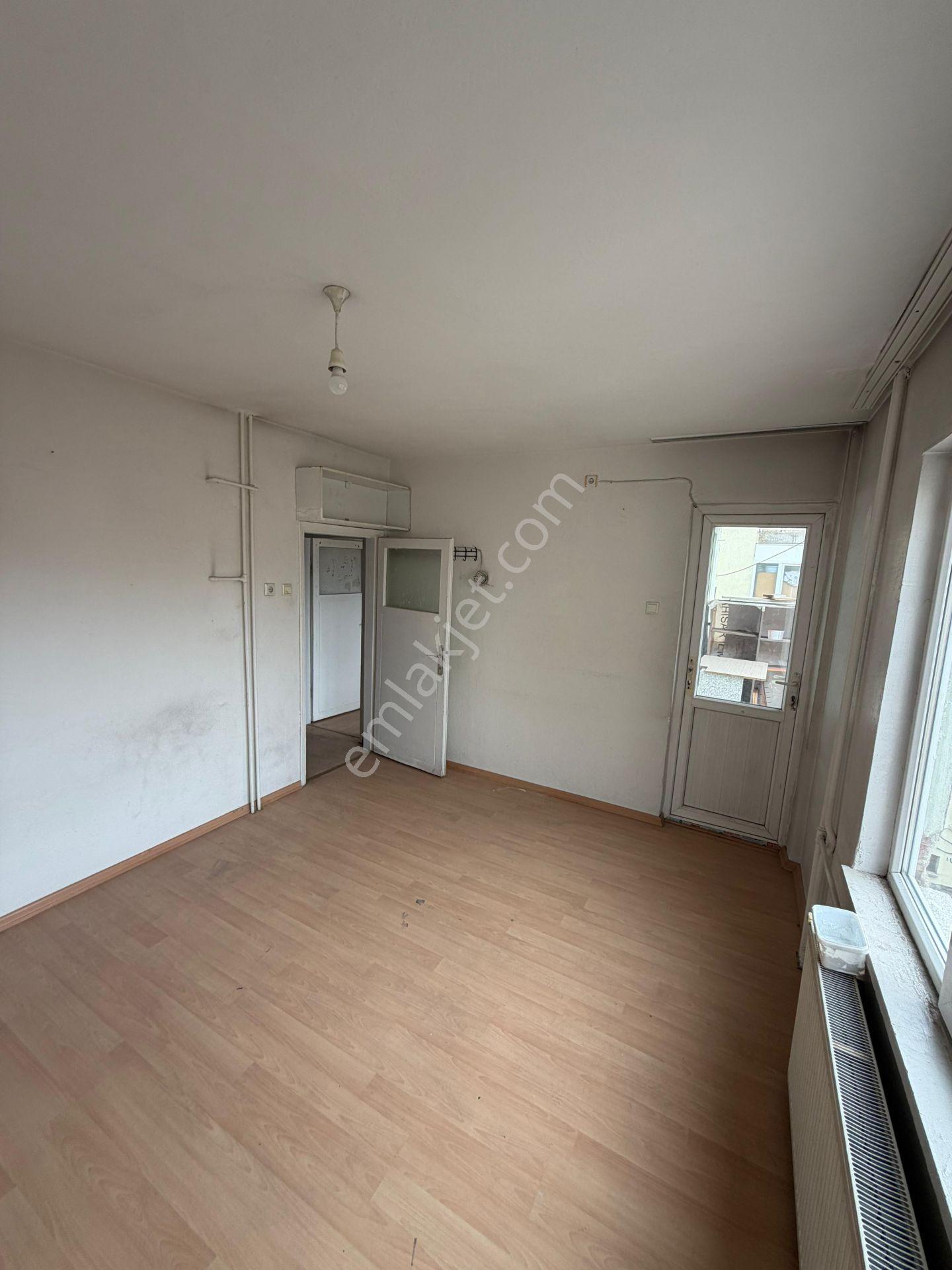 Afyon Tezcan Emlaktan Kiralık Dumlupınarda Mah 3+1 Daire - Görsel 8