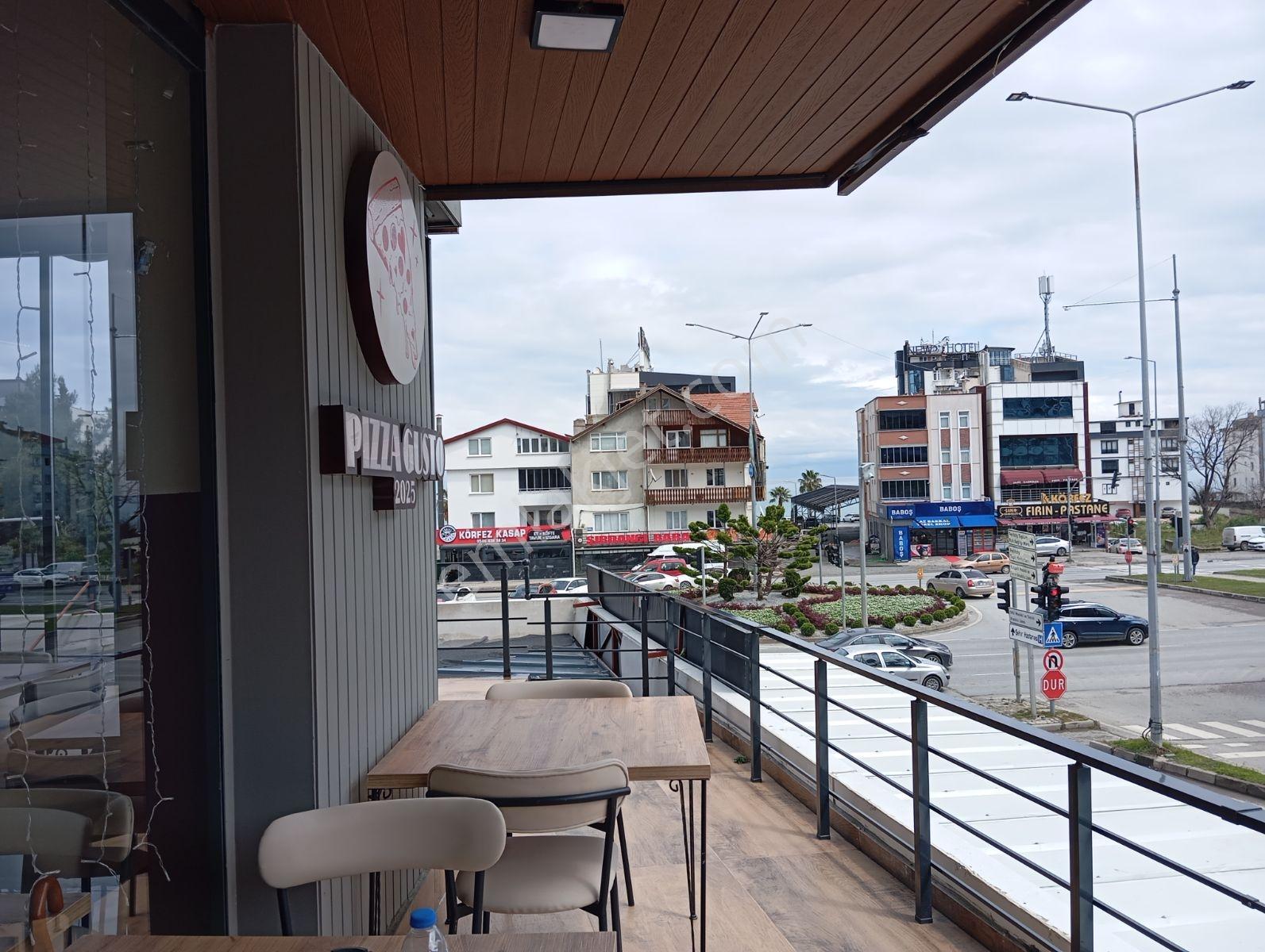Remax Parla Ofisi'den Devren Kiralık Anayola Cephe Pizza Dükkanı - Görsel 4