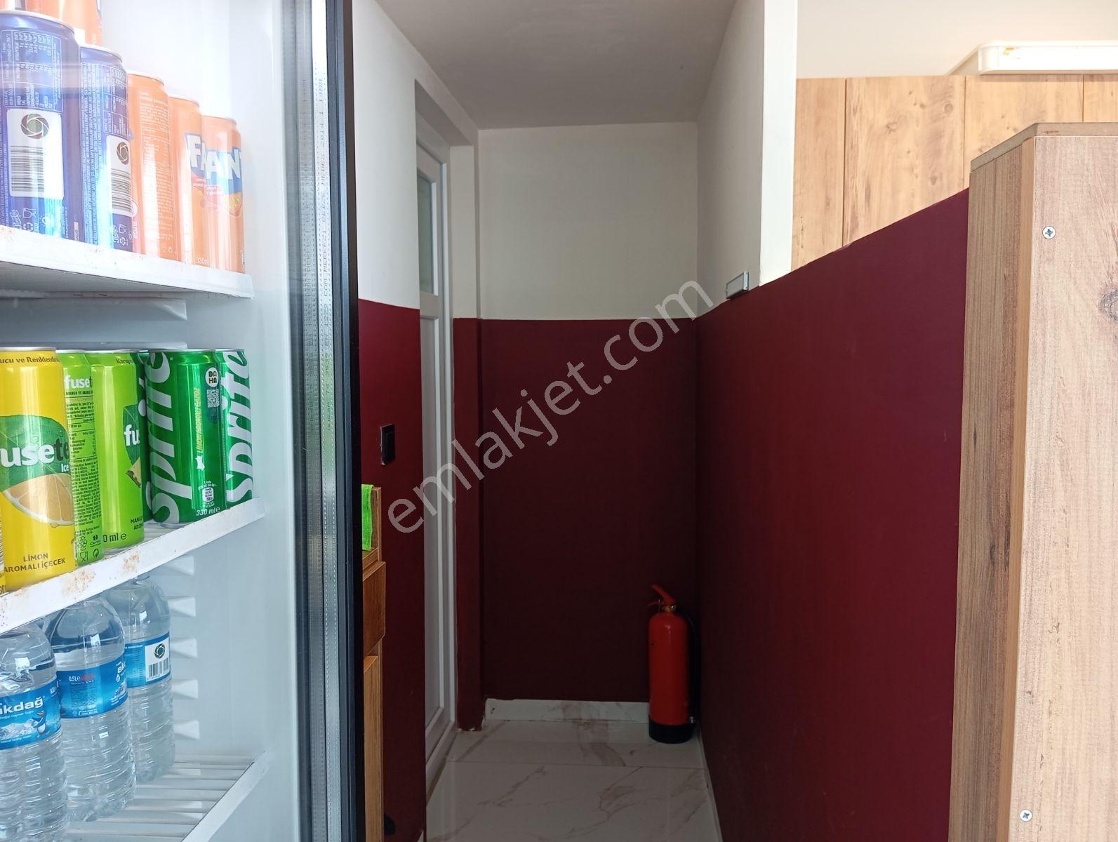Remax Parla Ofisi'den Devren Kiralık Anayola Cephe Pizza Dükkanı - Görsel 7