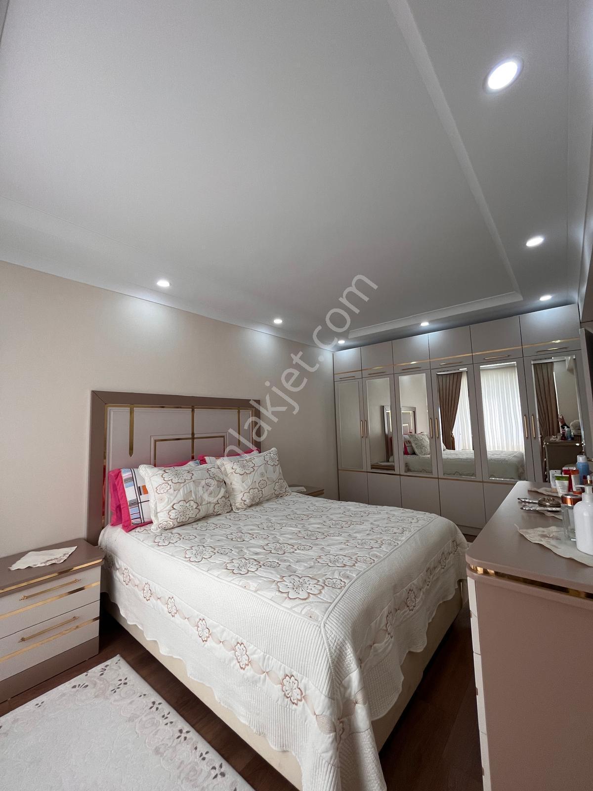 Gör-al Gayrimenkulden Sırtbağlarda 160m2 3+1 Ultra Lüx Dubleks - Görsel 17
