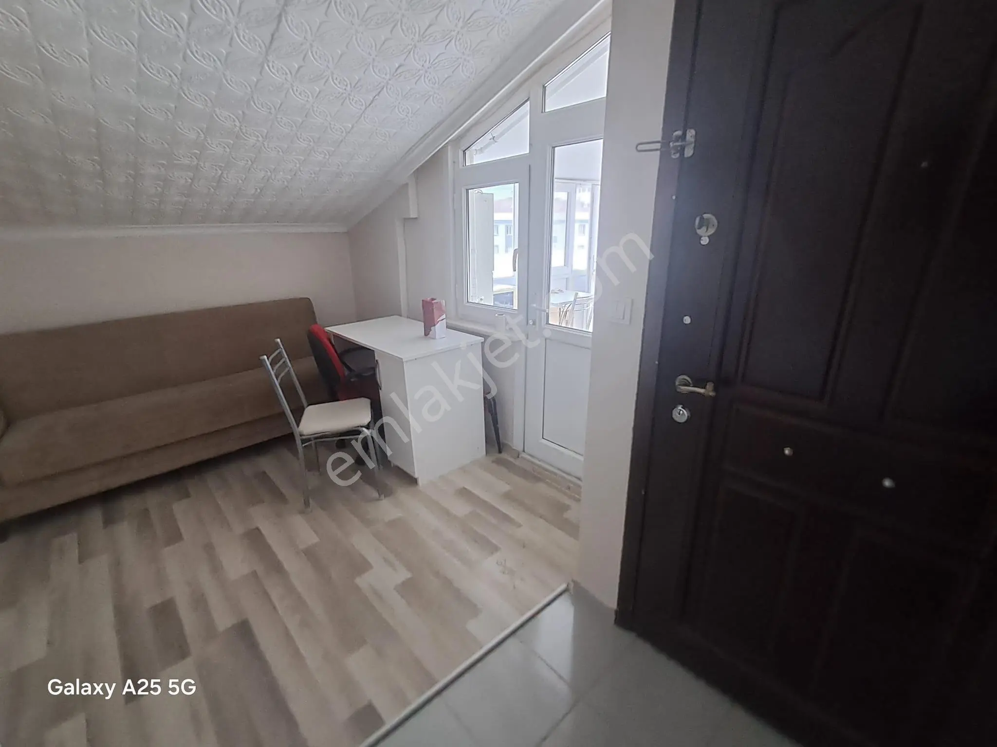 Oryaştan Ataşehir İnönü Teraslı,eşyalı 60m2 1+1 Çatı Katı Daire - Görsel 3