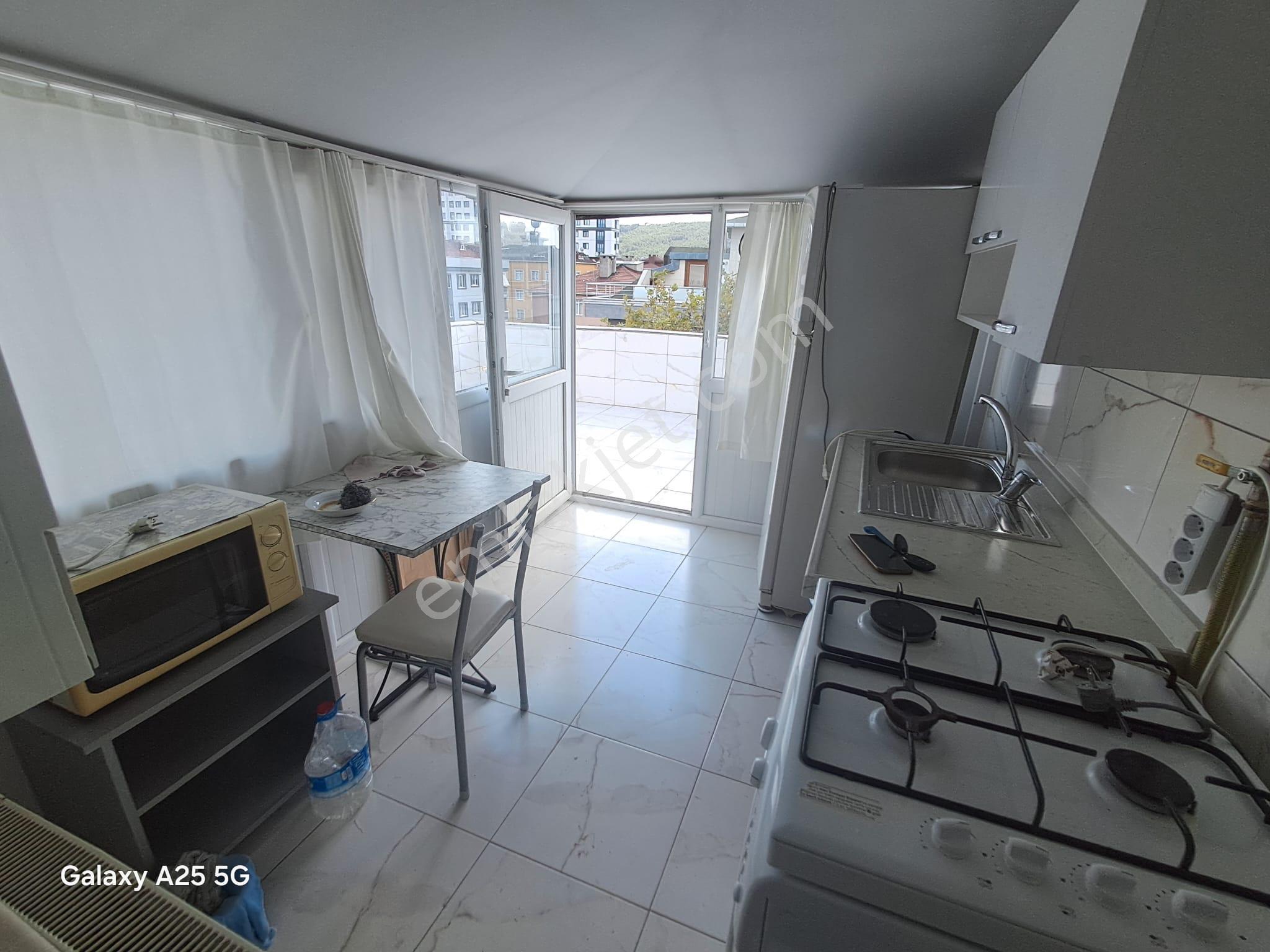 Oryaştan Ataşehir İnönü Teraslı,eşyalı 60m2 1+1 Çatı Katı Daire - Görsel 6
